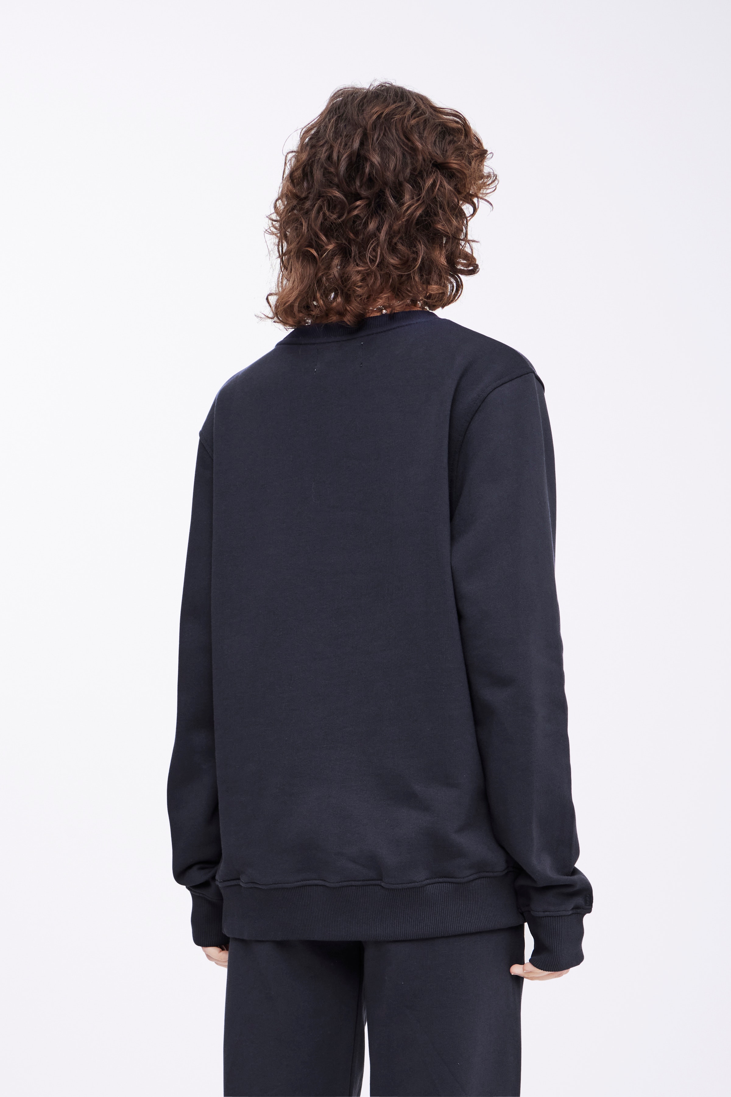 R. ALOMA SWEATSHIRT LOOKBOOK BACK 50400065-194127