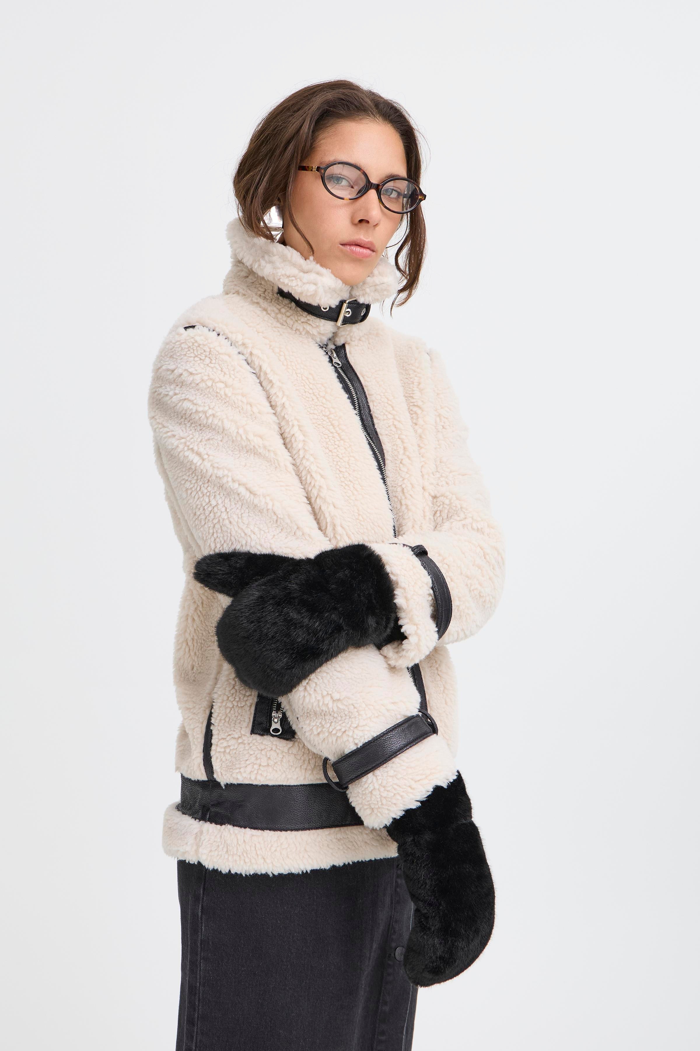 BYWOLFIE Gloves LOOKBOOK FRONT 20817272-151304