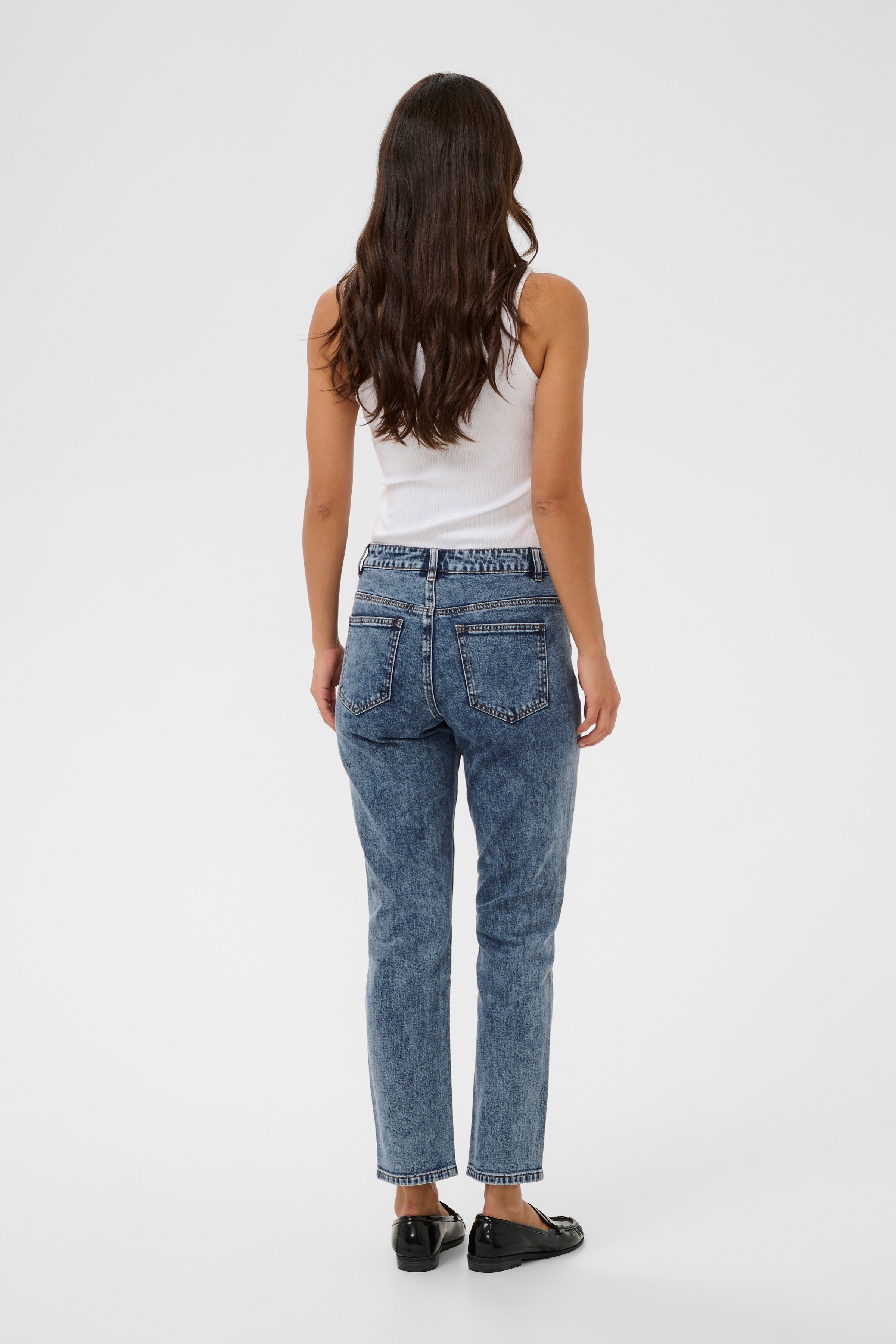KAeloise Jeans LOOKBOOK BACK 10510130-107716