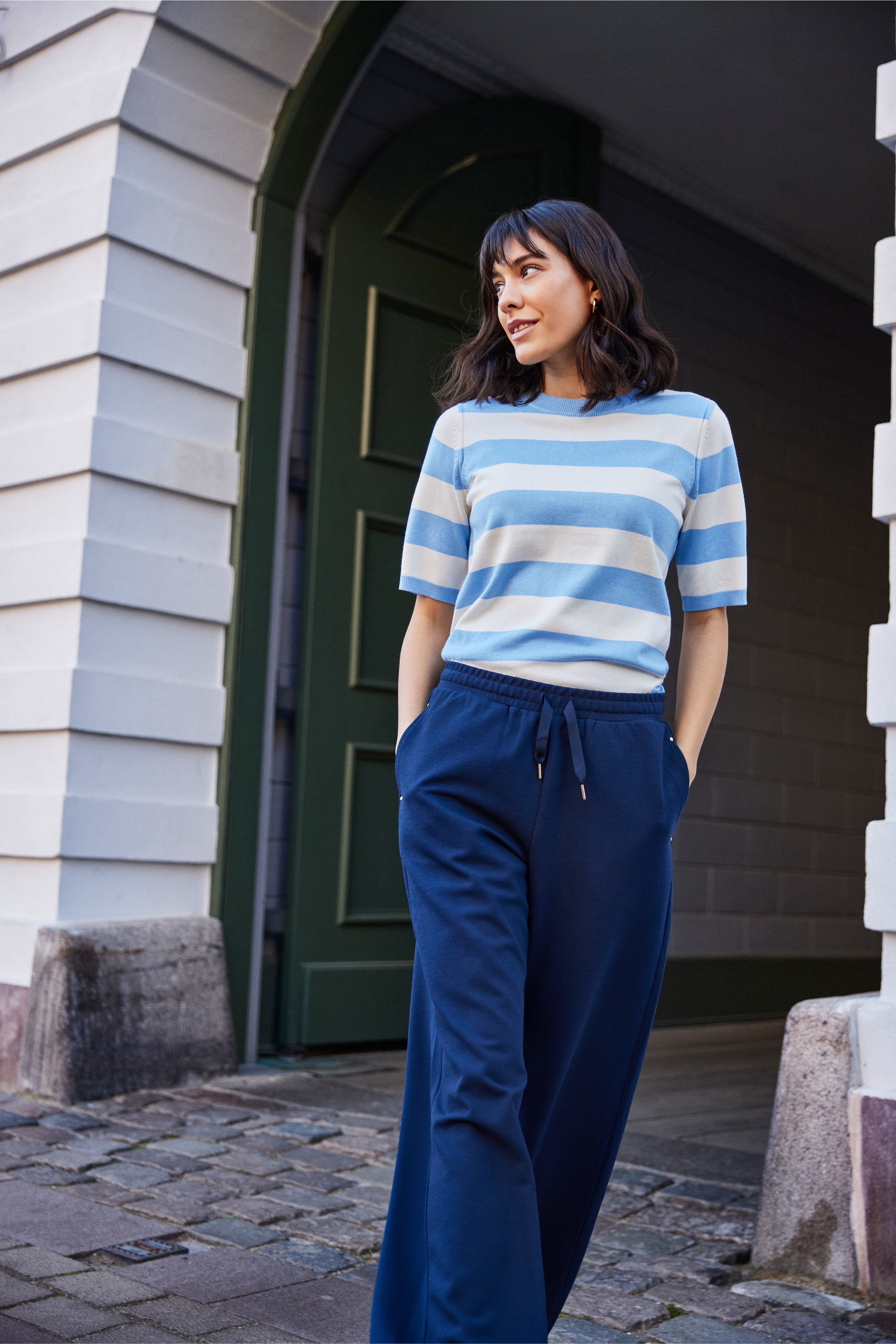 FRPRIYA Bukser LOCATION NONE 20617504-193923