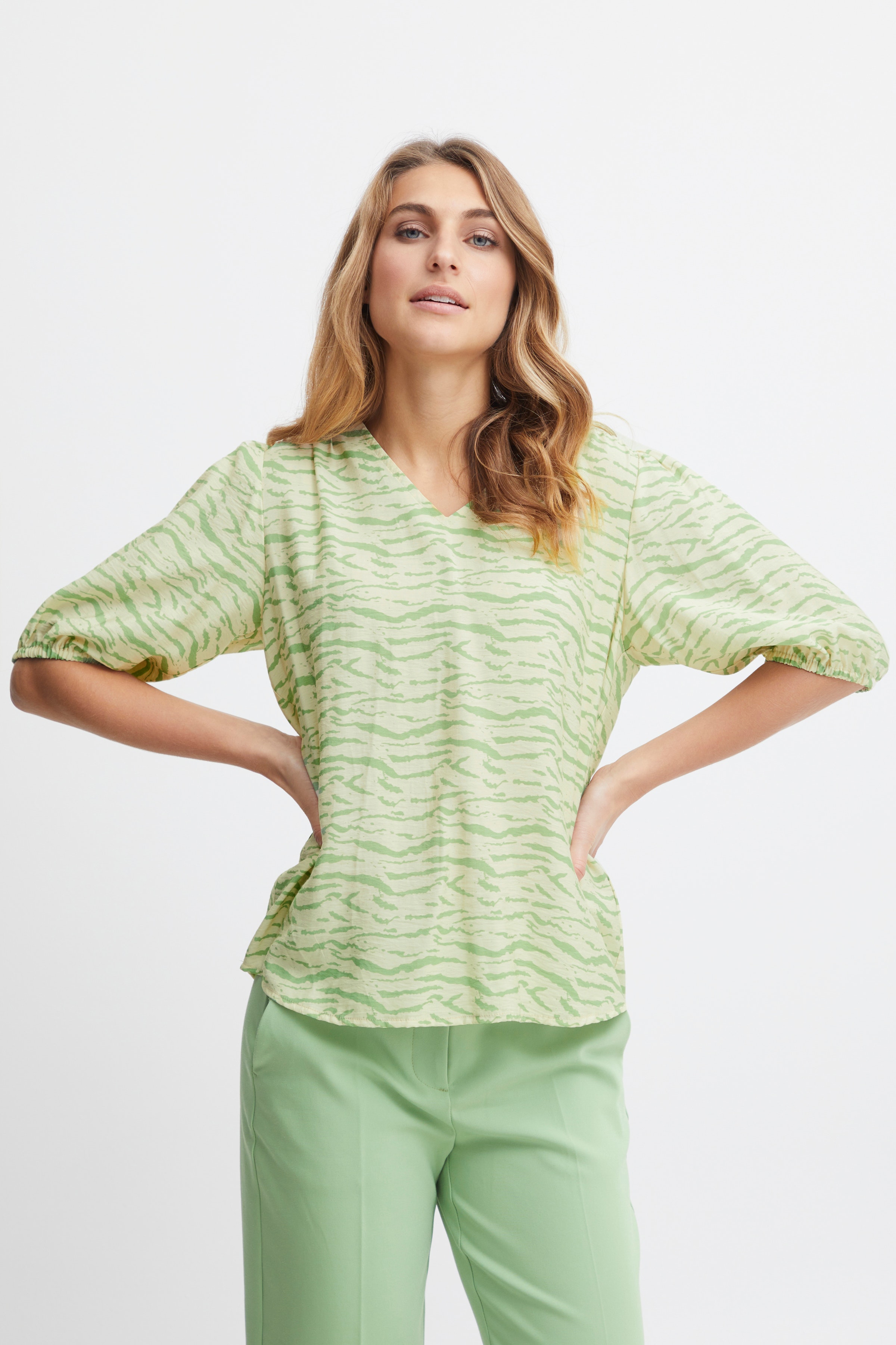 FRNITA Blouse LOOKBOOK FRONT 20611923-201884