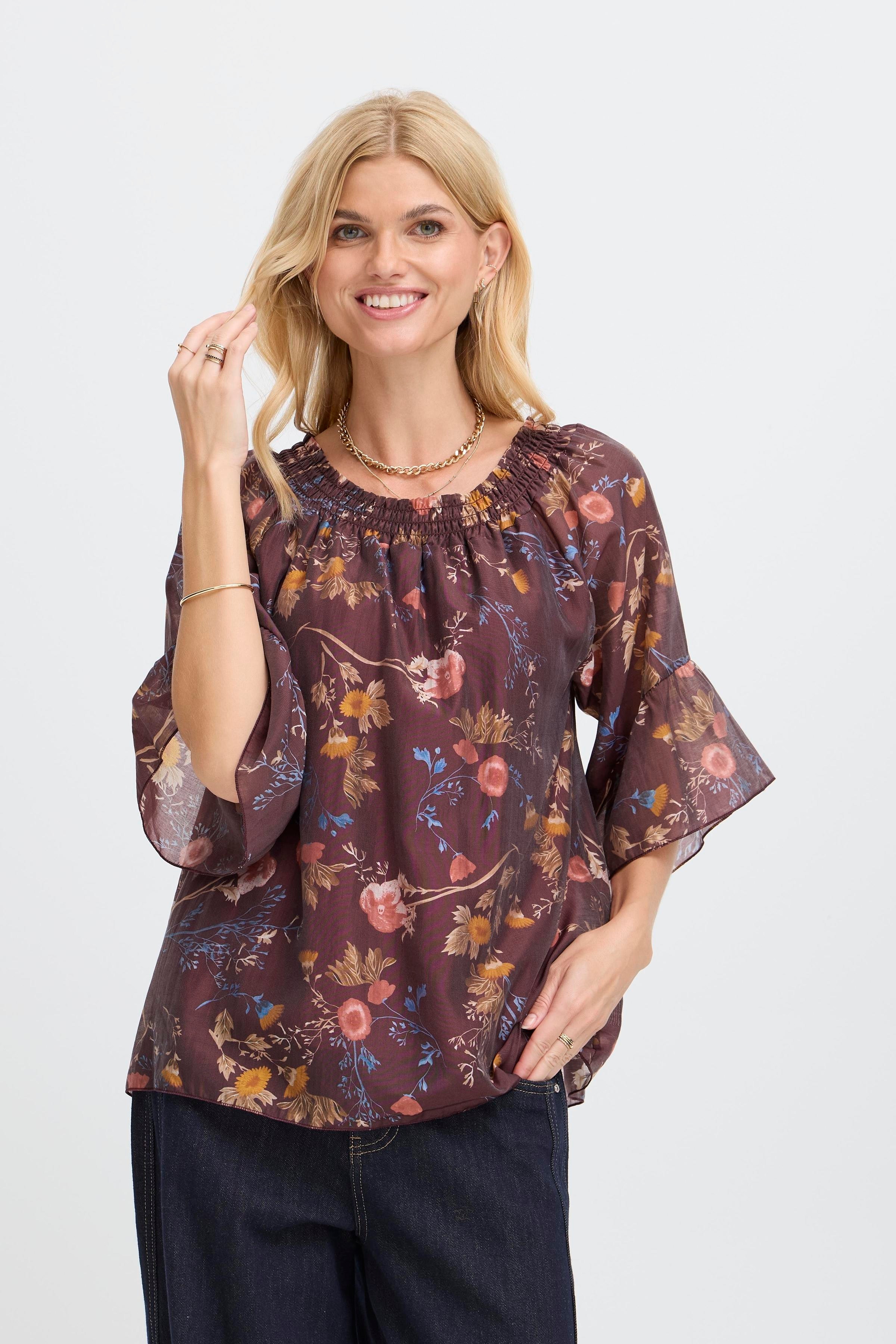 SBLEYIA Blouse LOOKBOOK FRONT 22101067-191724