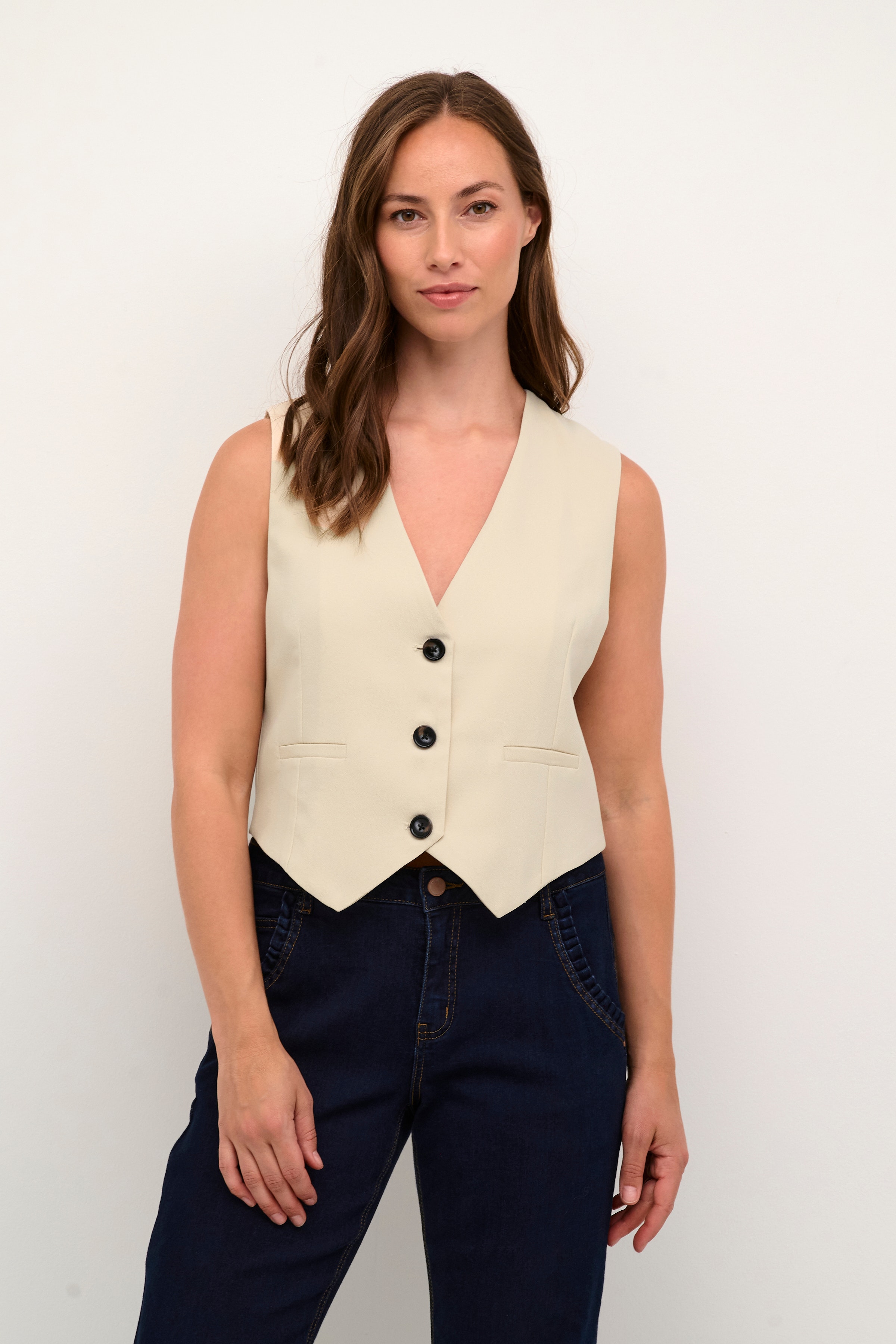 CRCocamia Vest LOOKBOOK FRONT 10612142-120908