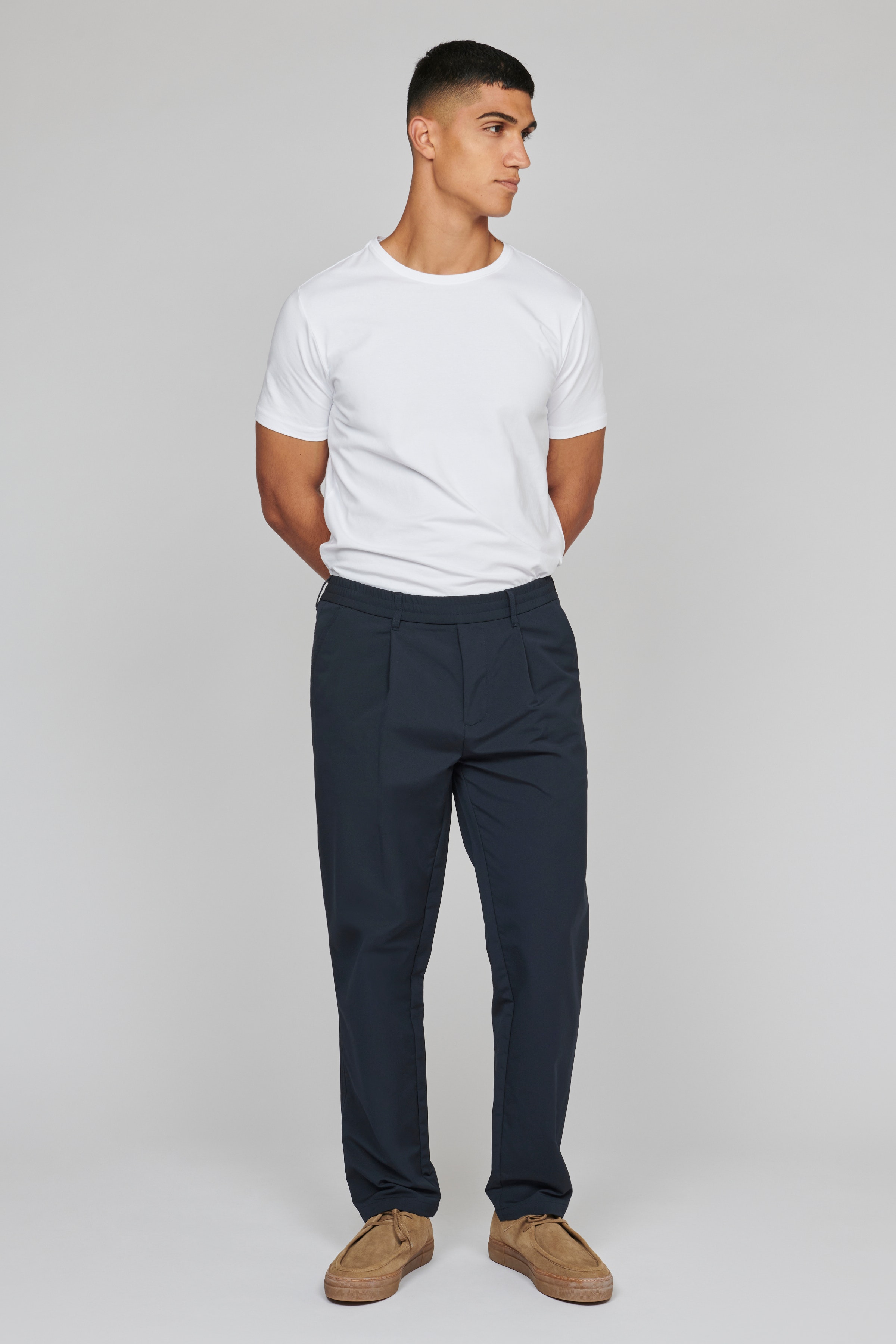 MAjay M73 Trousers LOOKBOOK FRONT 30207238-194011