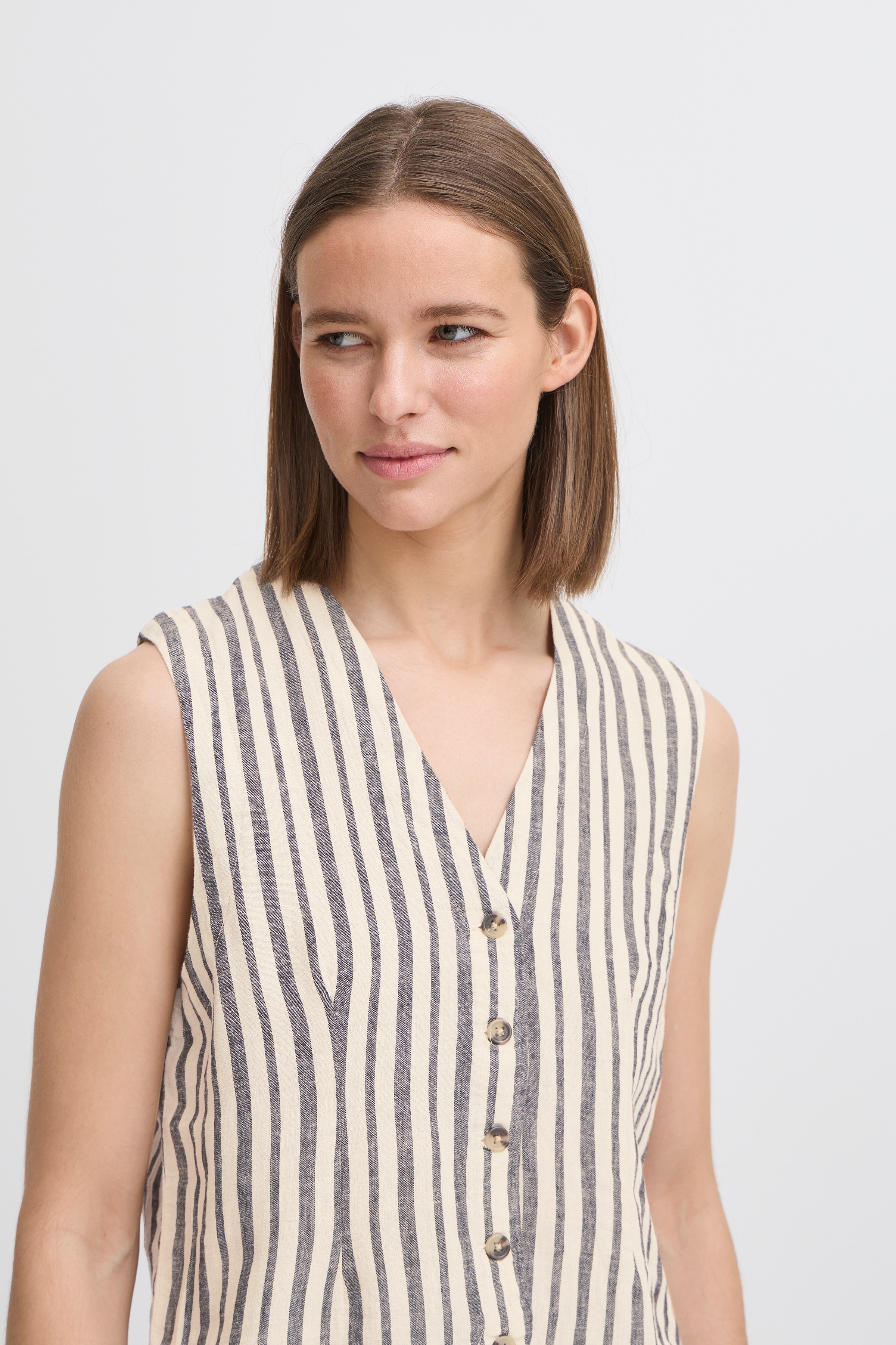 BYFALAKKA Vest LOOKBOOK DETAIL 20816601-204794