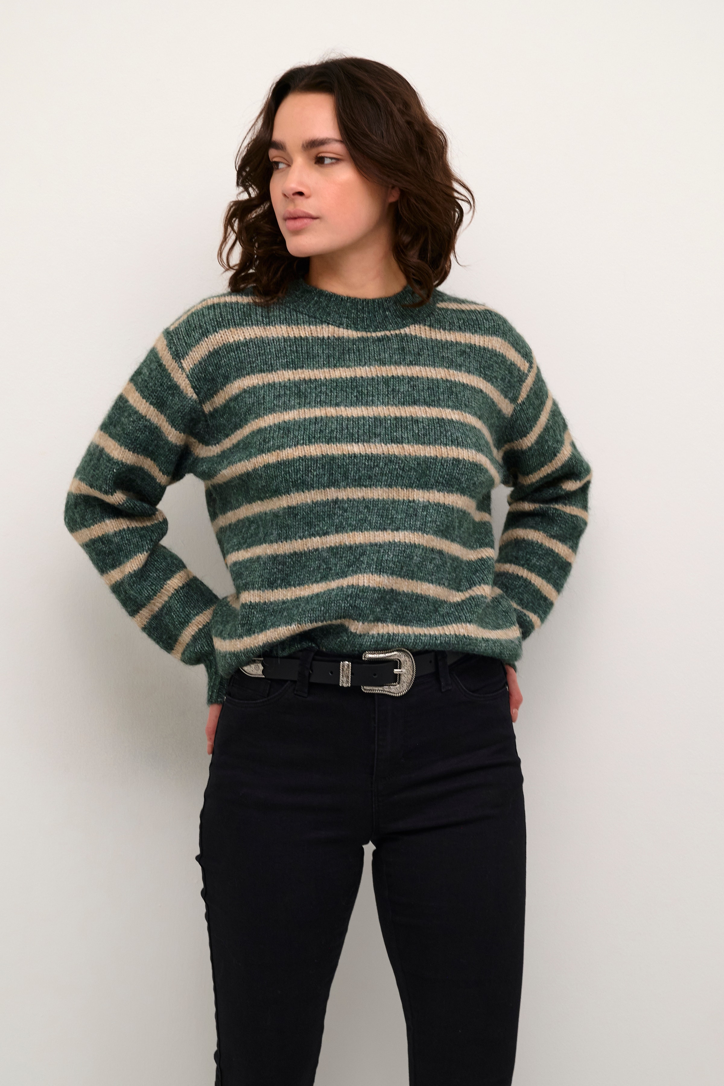 KAtrina Pullover LOOKBOOK FRONT 10509257-106662