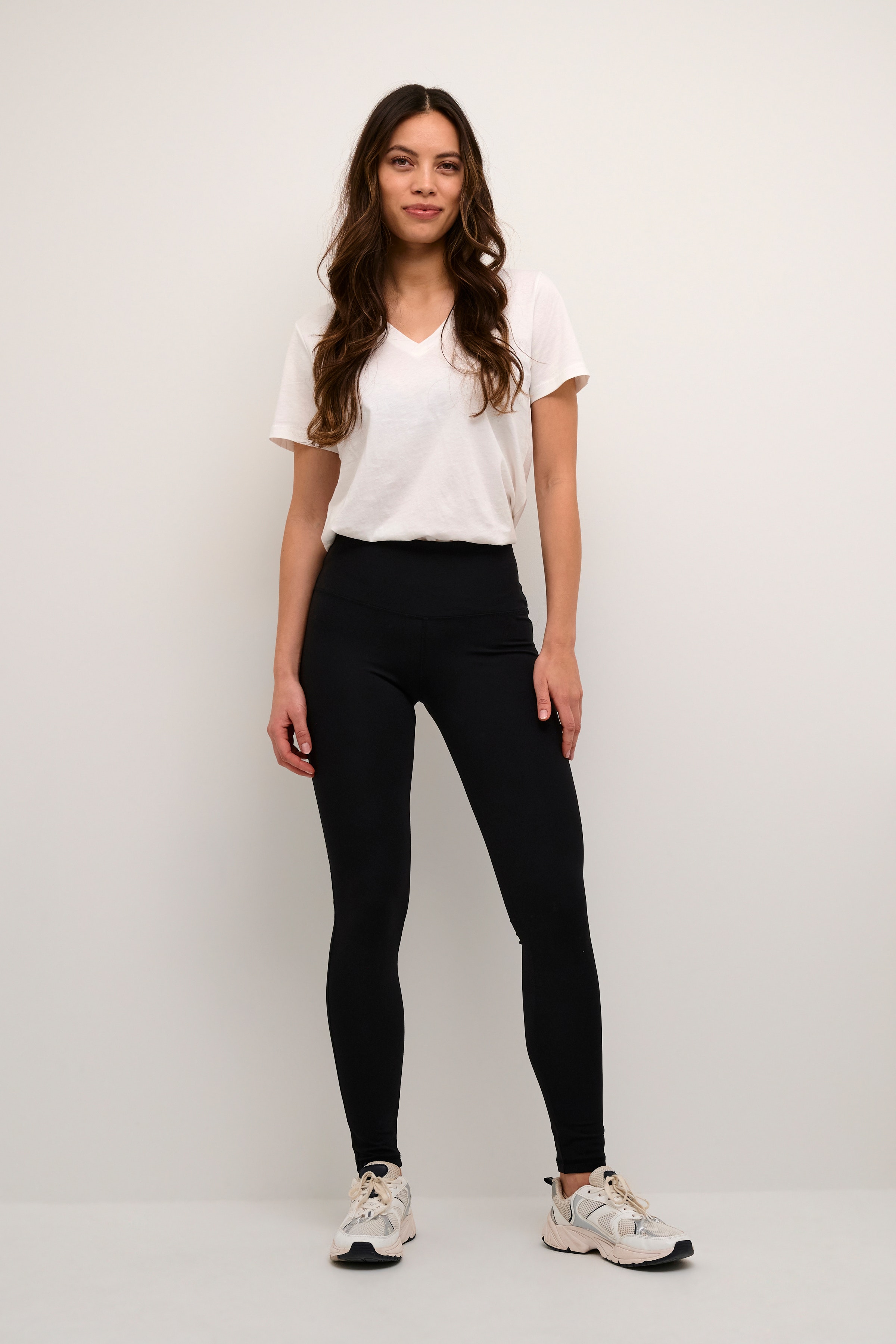 BPfrilla Leggings LOOKBOOK FRONT 10590344-100121B