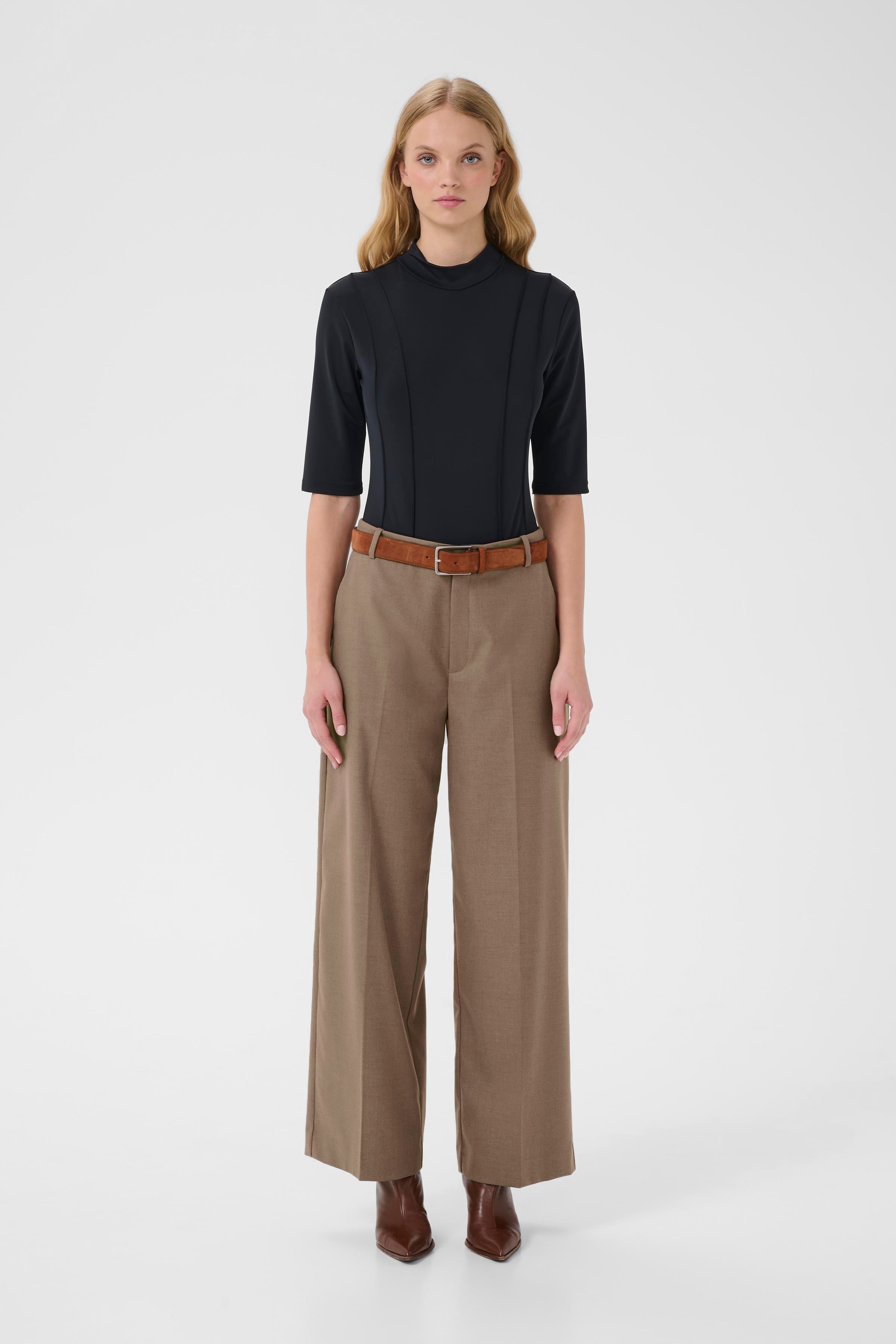 GZpaula Hose LOOKBOOK FRONT 10910915-106856