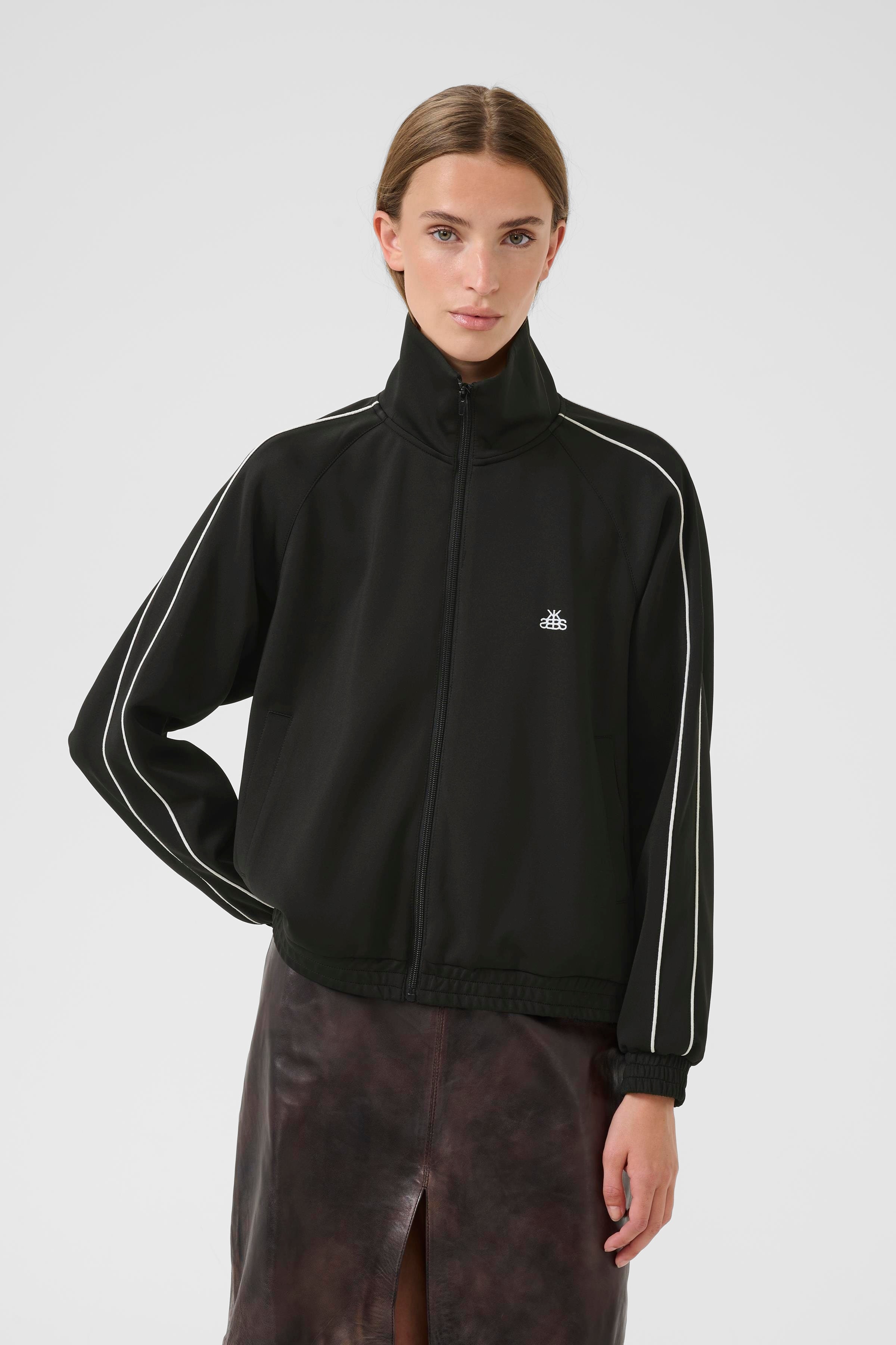 KBBarbara Sweatshirt LOOKBOOK FRONT 10105594-194008