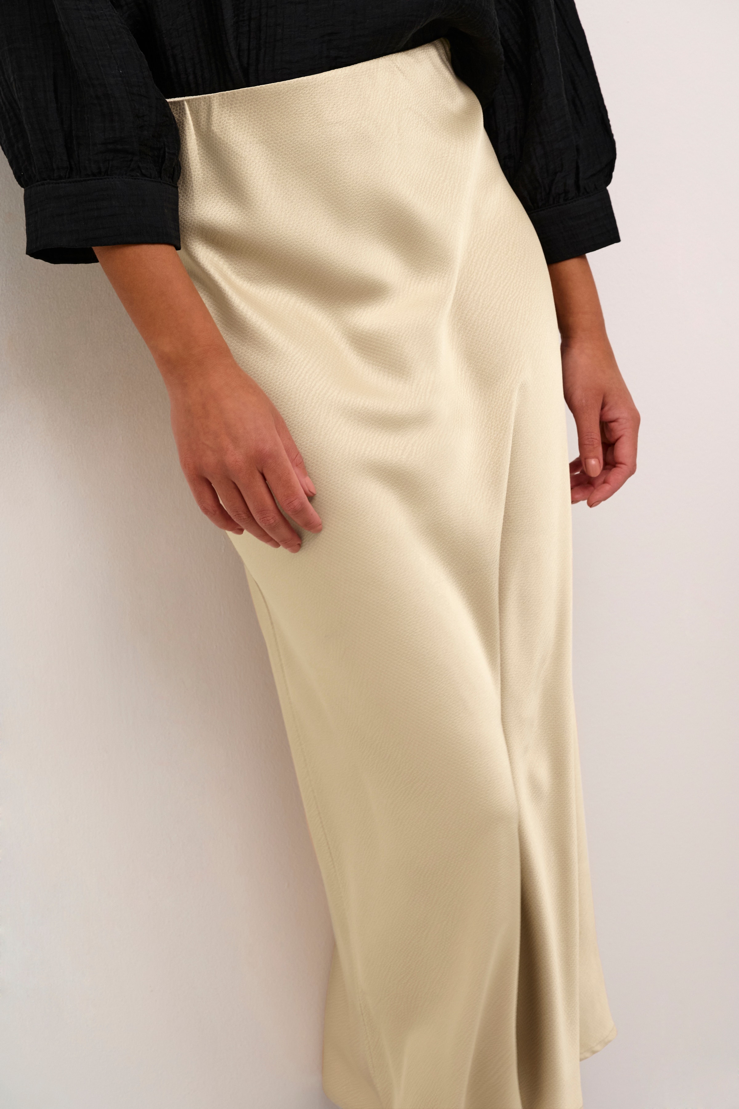 KAlotte Skirt LOOKBOOK DETAIL 10508853-106486