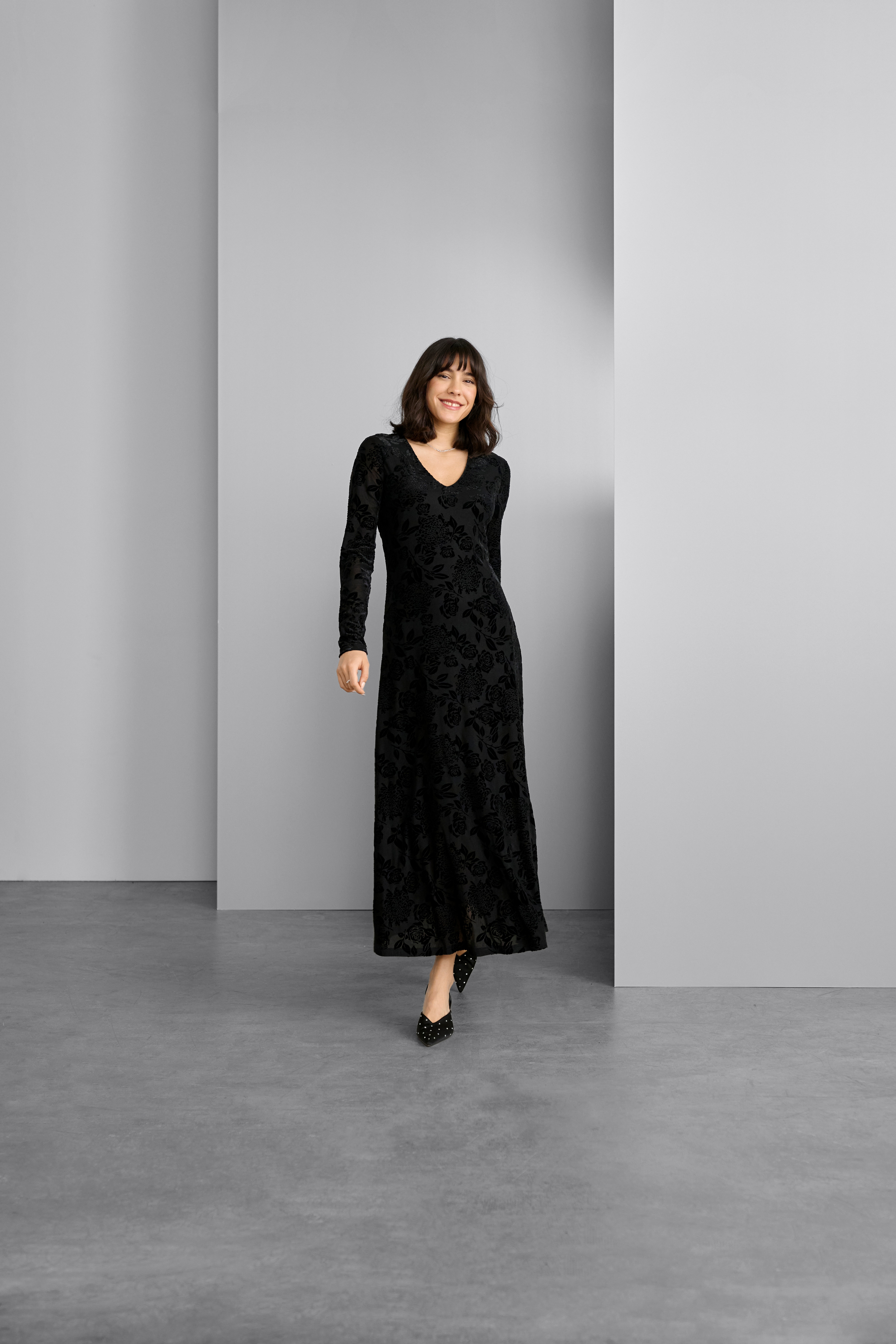 KArosa Kleid LOCATION NONE 10510858-106822