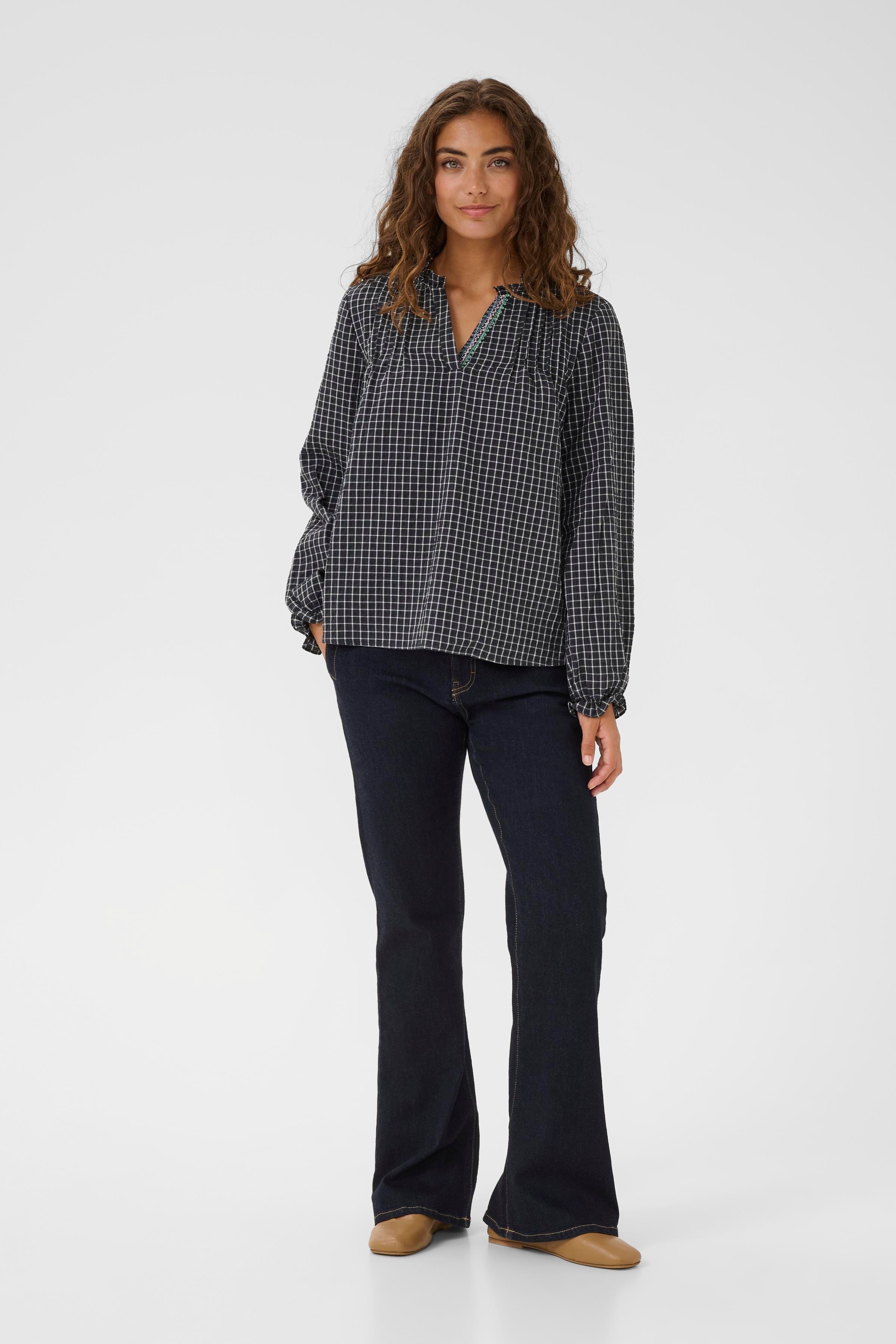 CUkalia Blouse LOOKBOOK FRONT 50113200-109486
