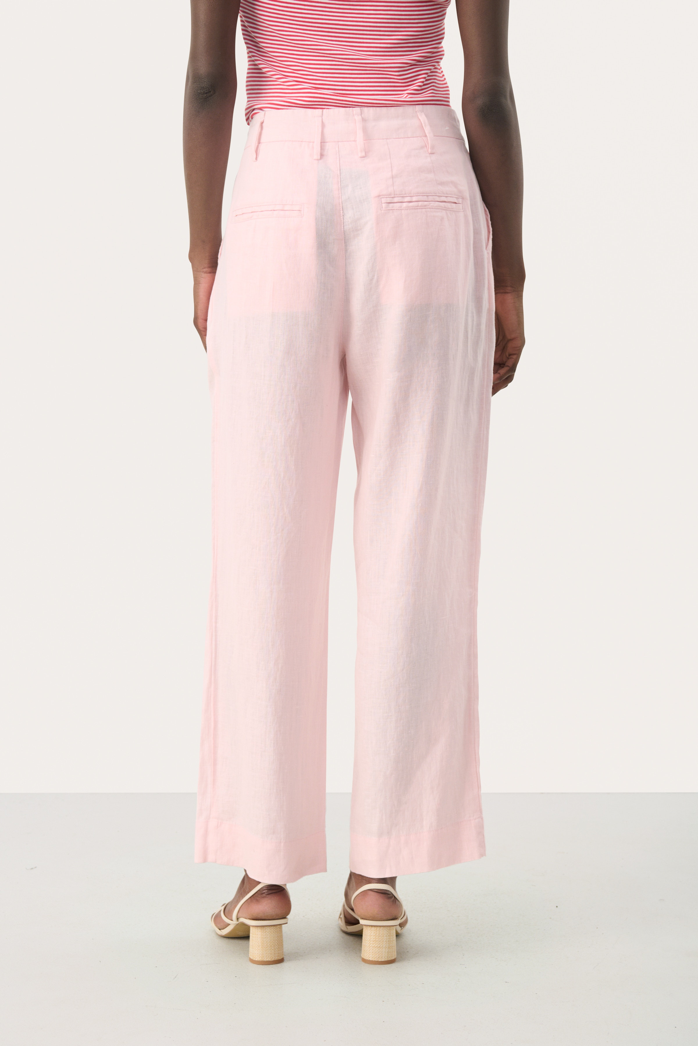 NanatiPW Linen Trousers LOOKBOOK BACK 30309385-141905