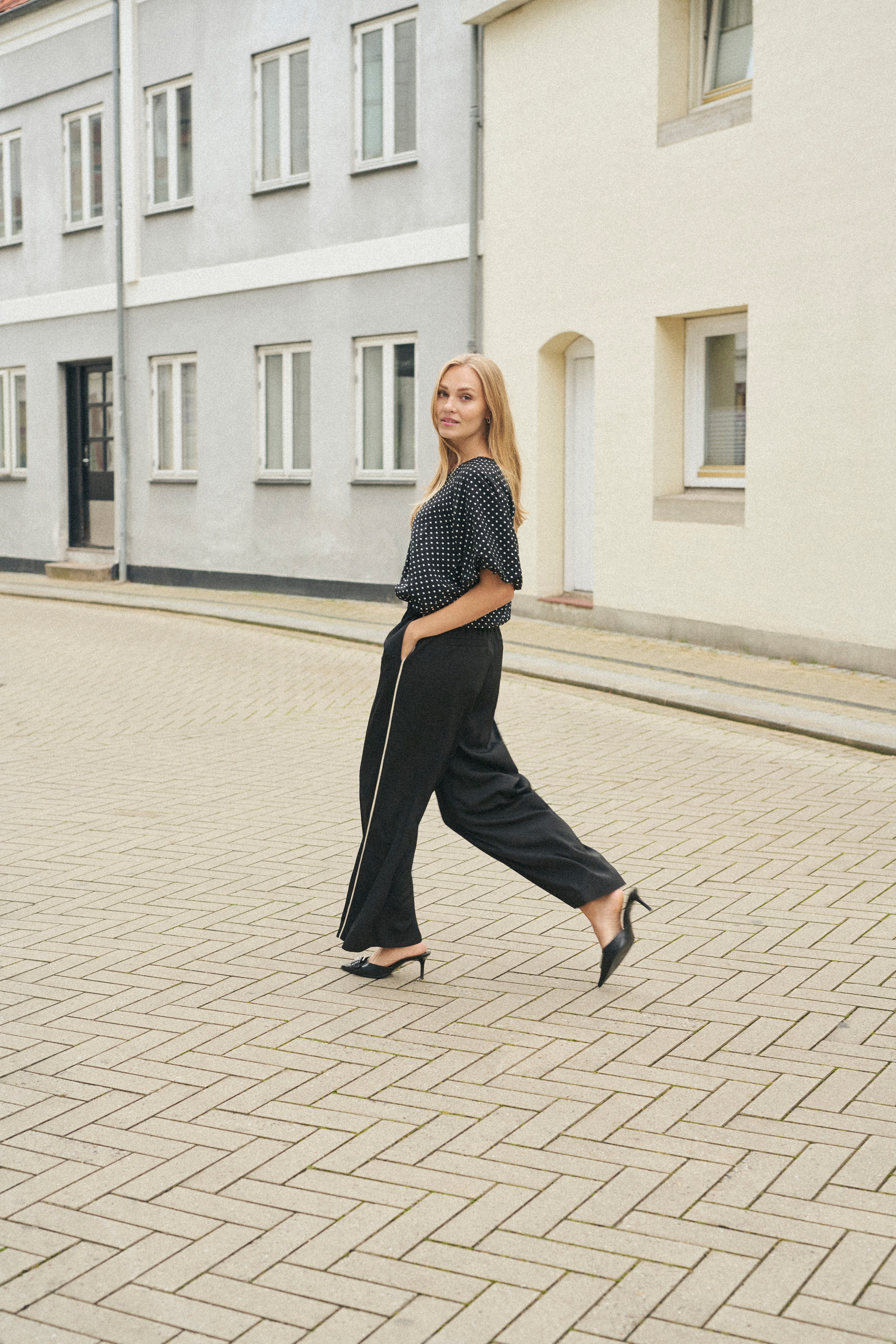 KAtessa Trousers LOCATION NONE 10510245-100121