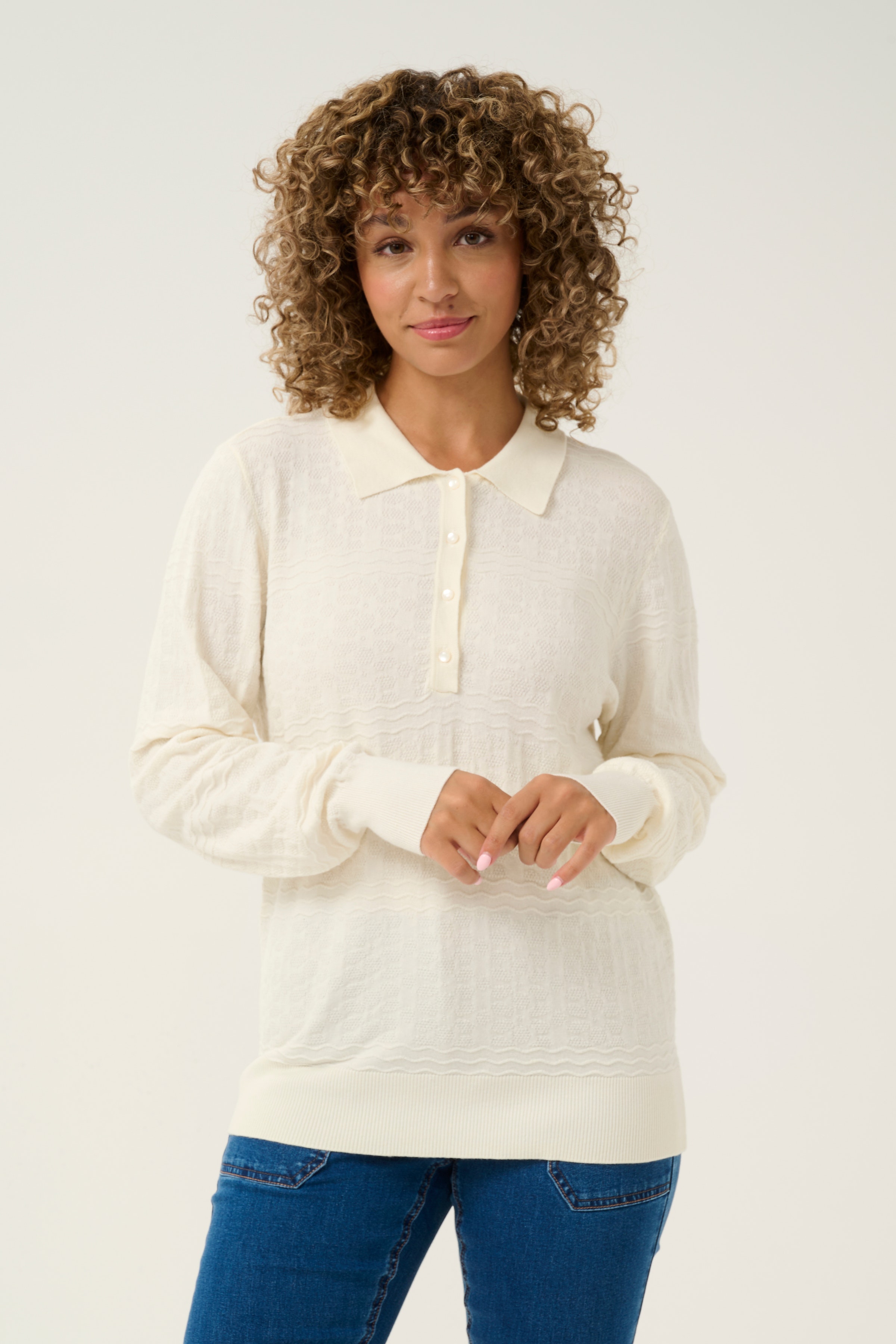 CRDela Pullover LOOKBOOK FRONT 10613202-120601