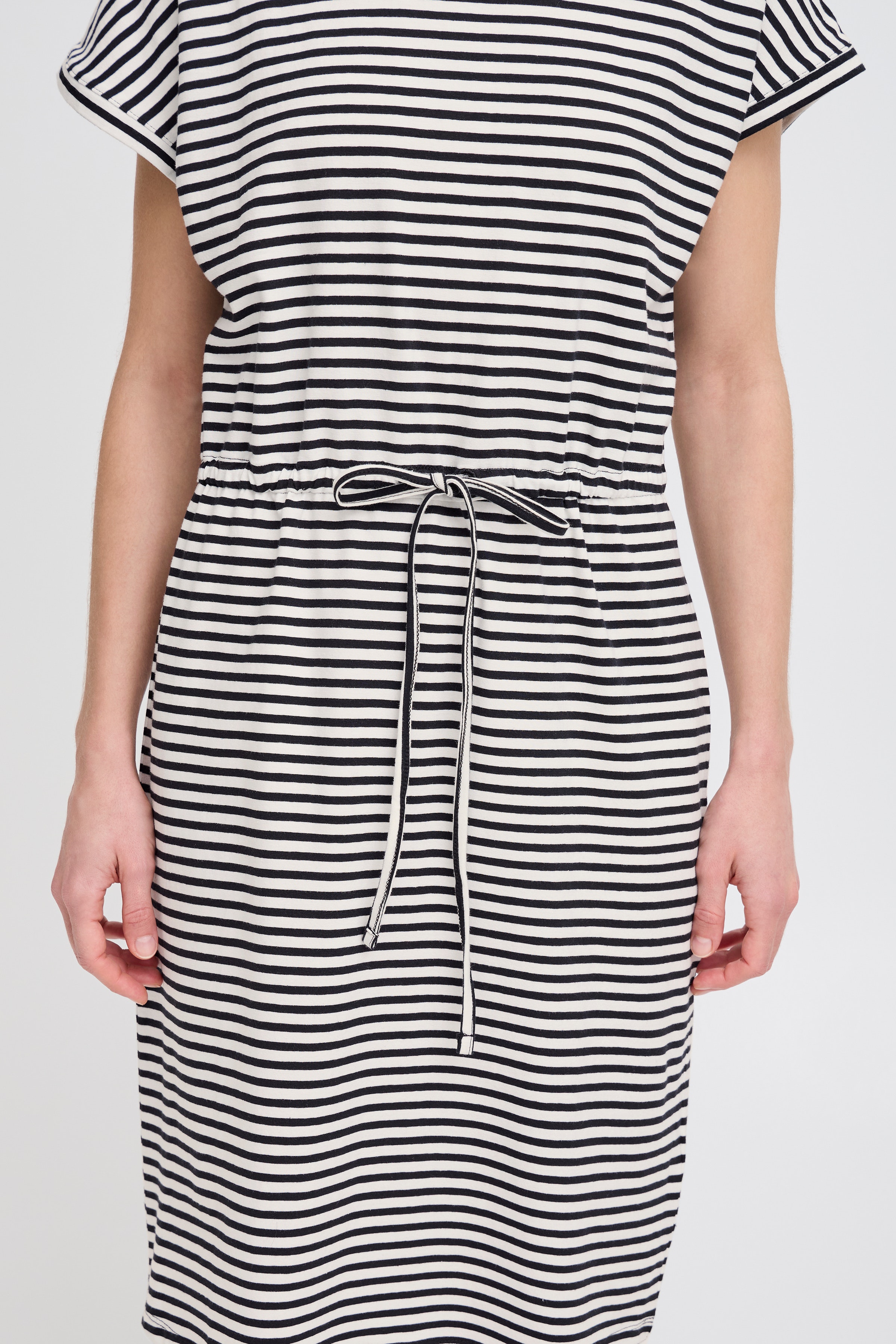 BYPANDINNA Kleid LOOKBOOK DETAIL 20816852-204753