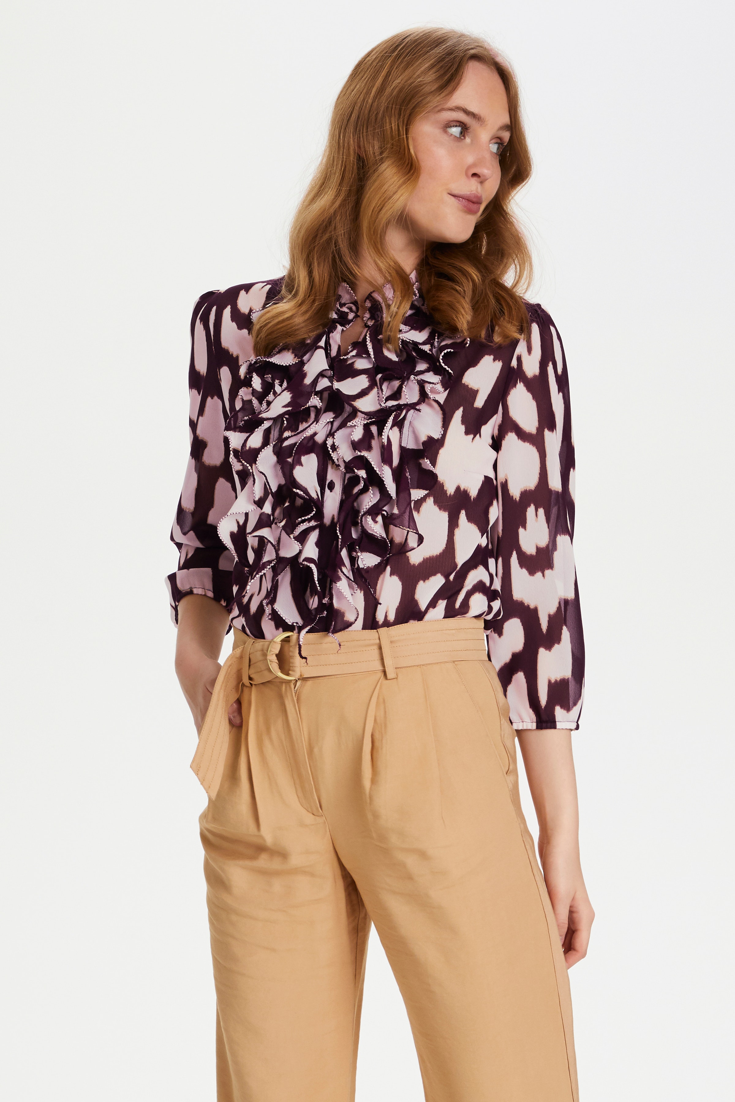 LiljaSZ Bluse LOOKBOOK FRONT 30510392-600131