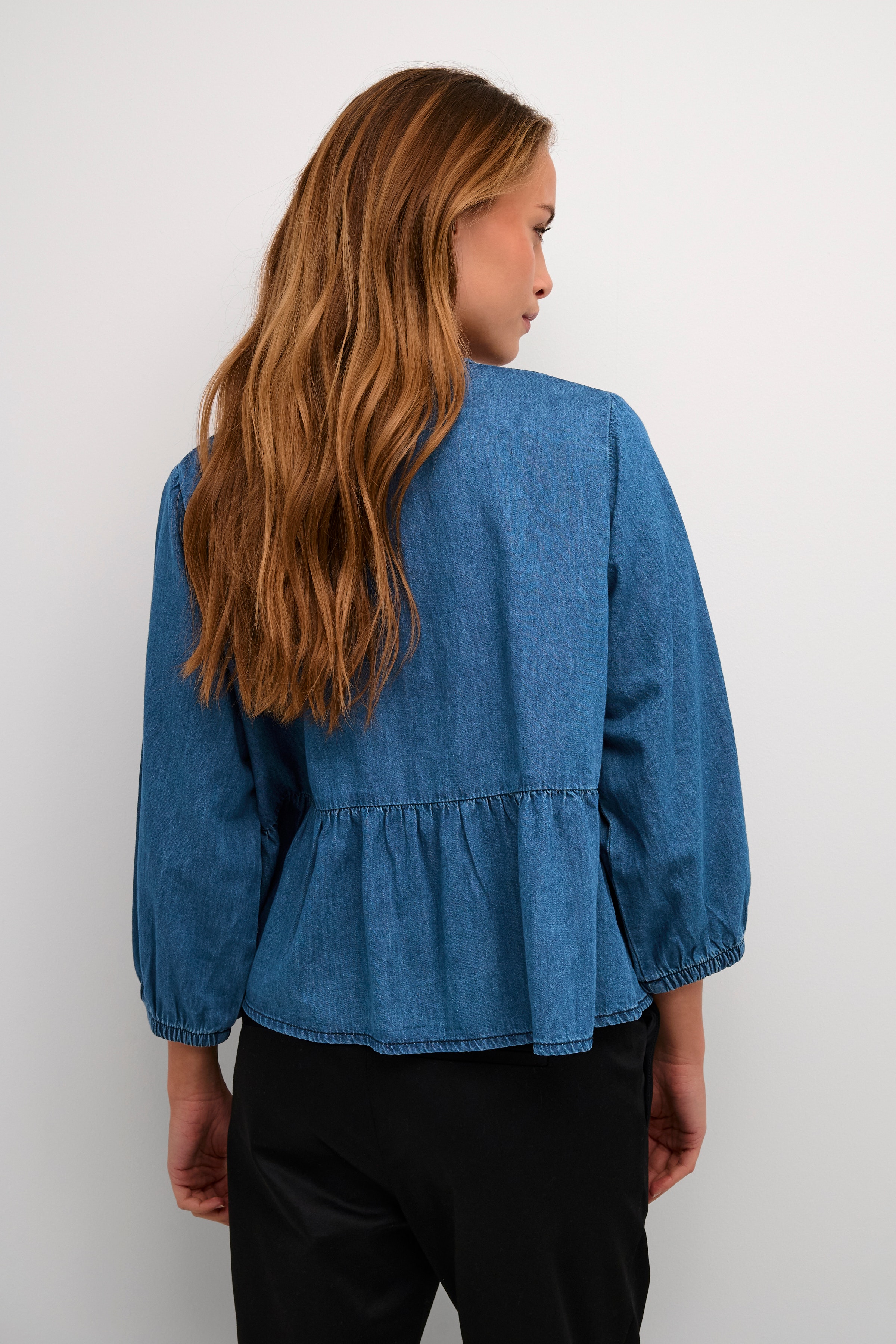 CUspenca Denim Blouse LOOKBOOK BACK 50110869-500029