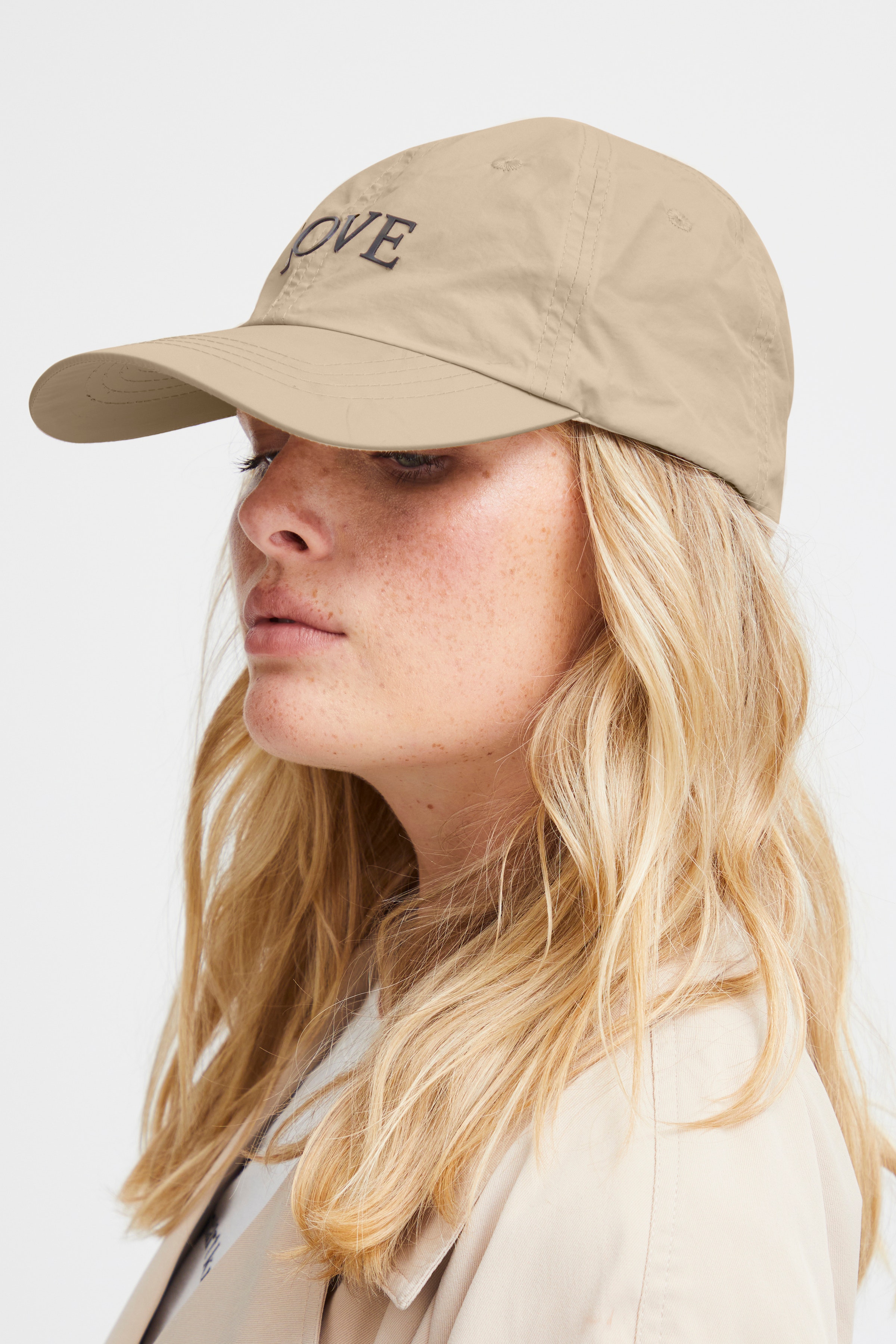 atelier reve IASUSAIN Hat
