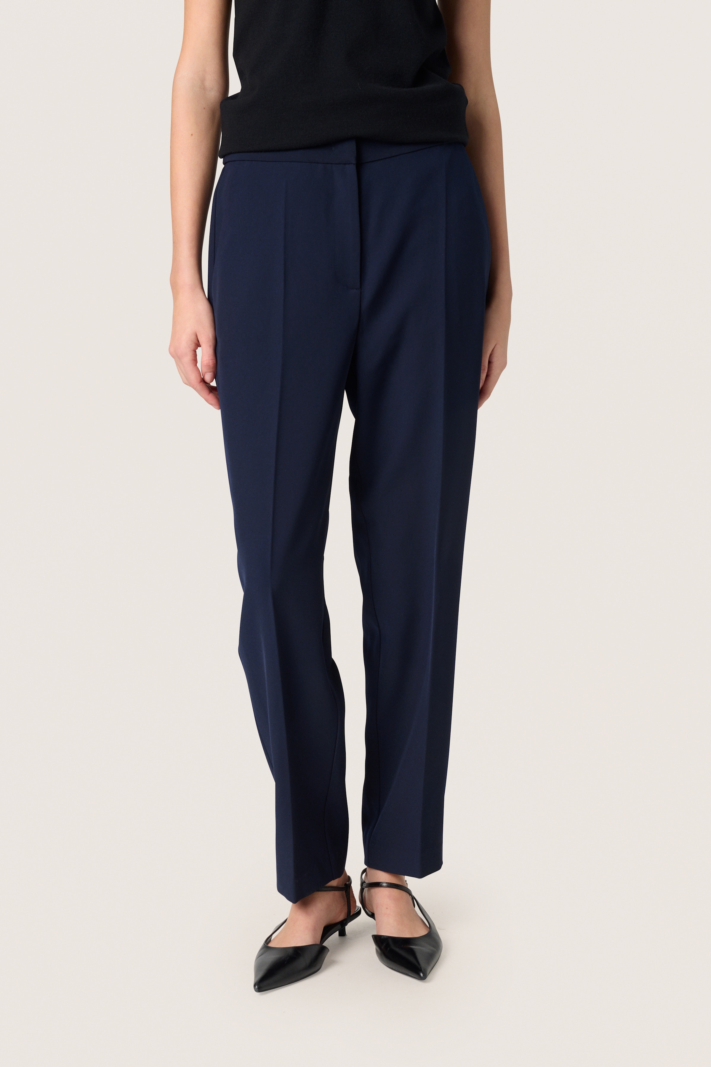 SLCewtona Trousers LOOKBOOK FRONT 30408329-193924