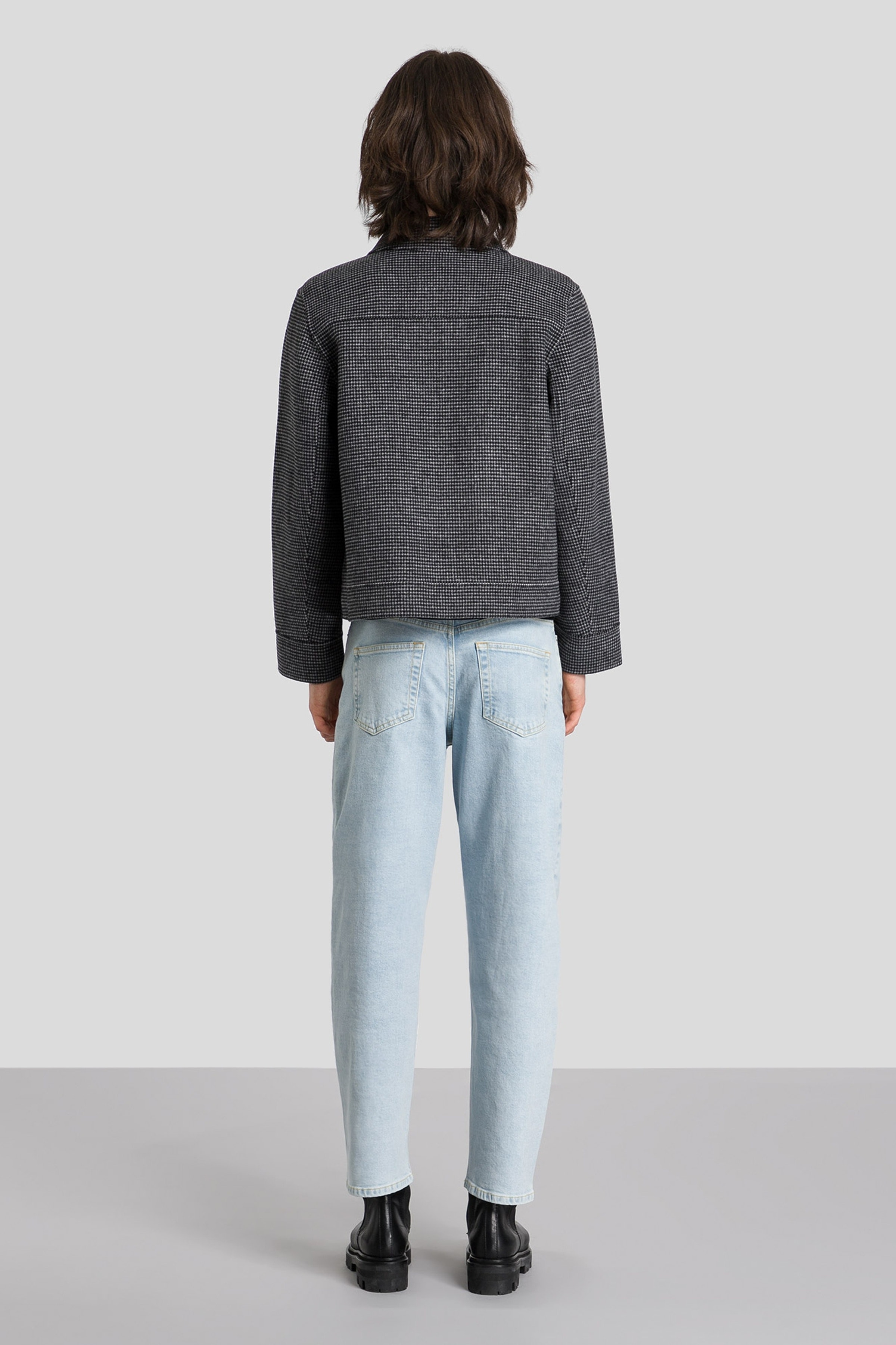 JULIA Blazer LOOKBOOK BACK 30600240-MC2103