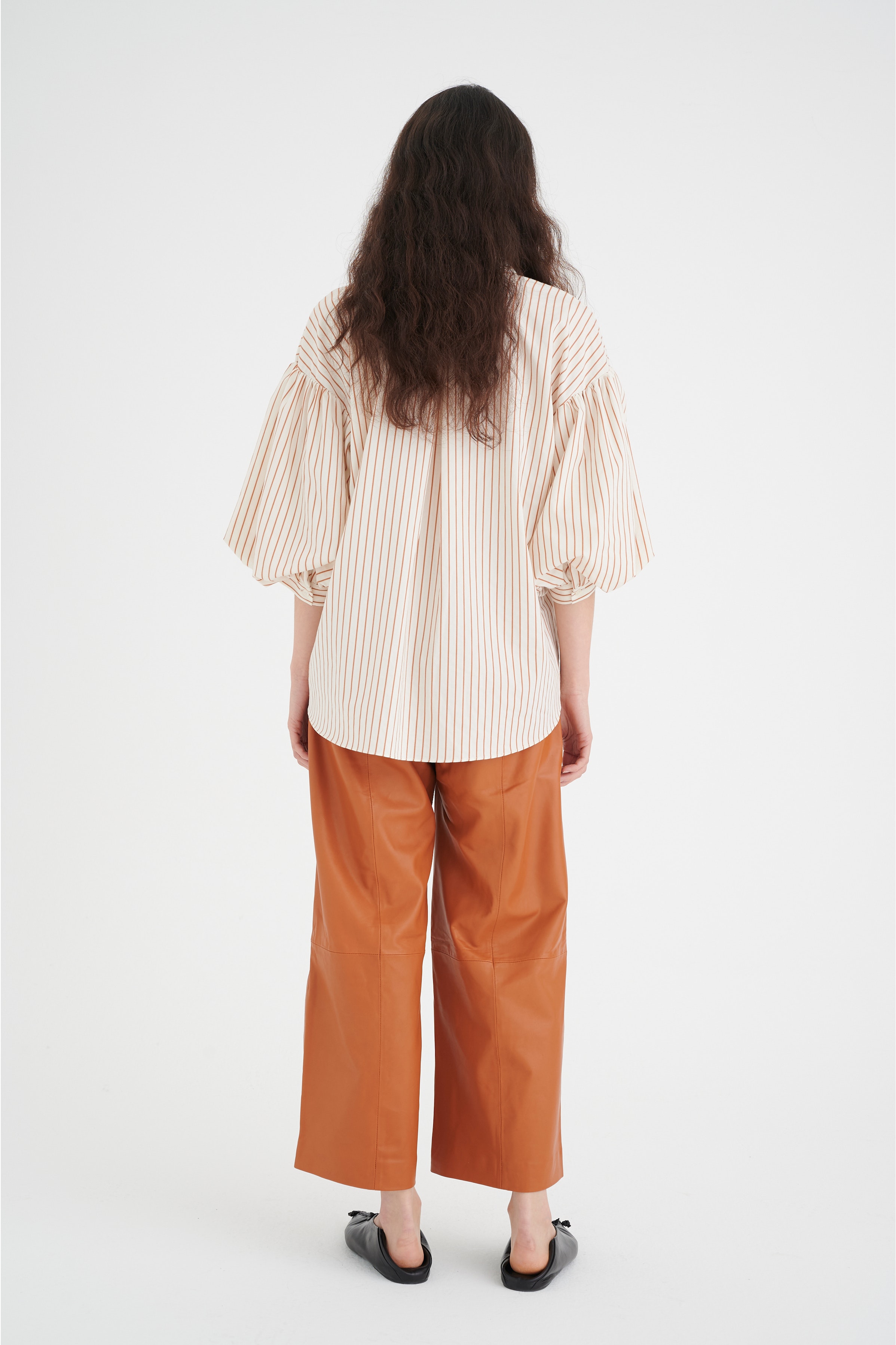 YokoIW Shirt  LOOKBOOK BACK 30106414-300804