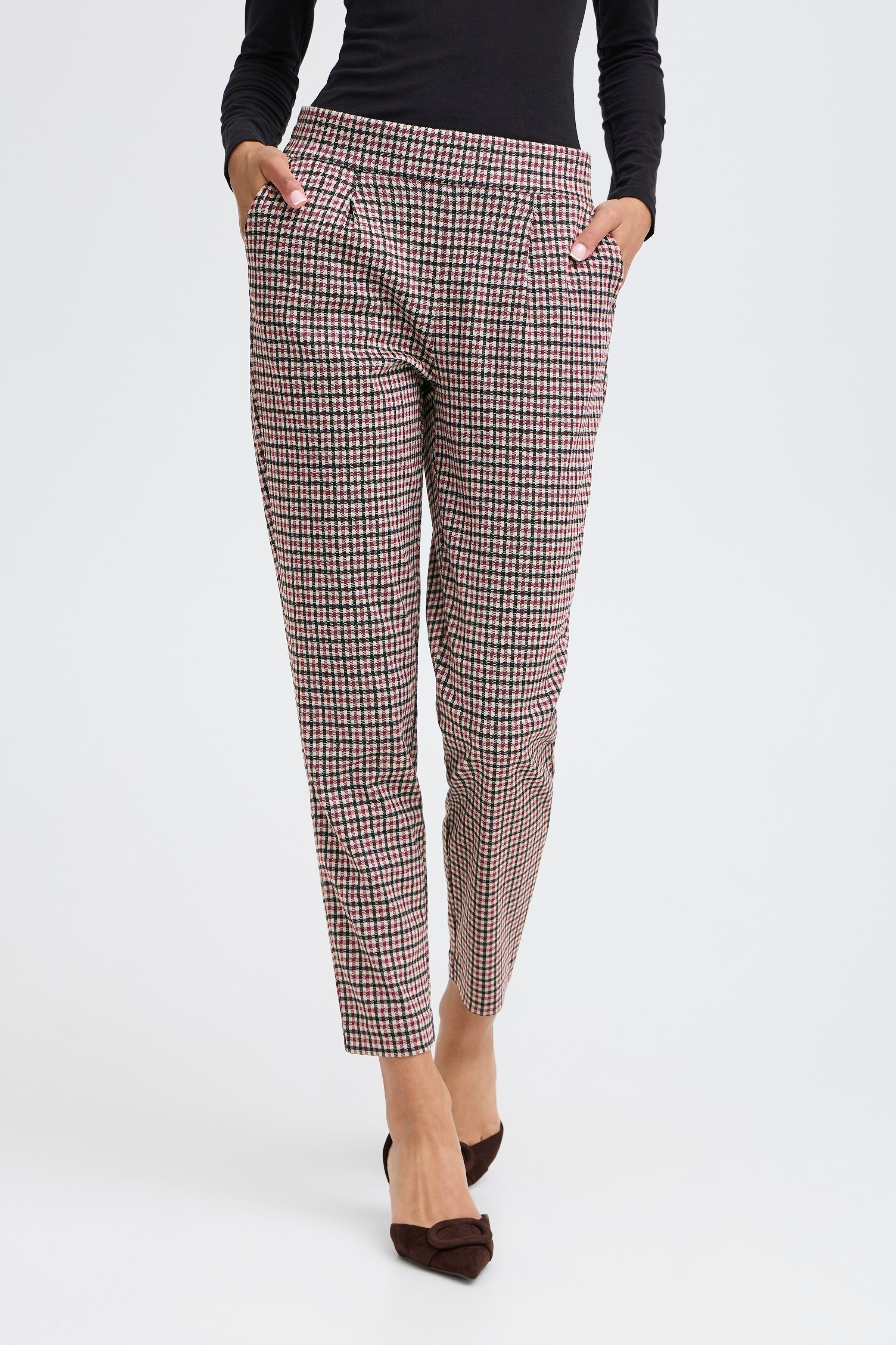 BYROWAN Hose LOOKBOOK FRONT 20815726-900001823