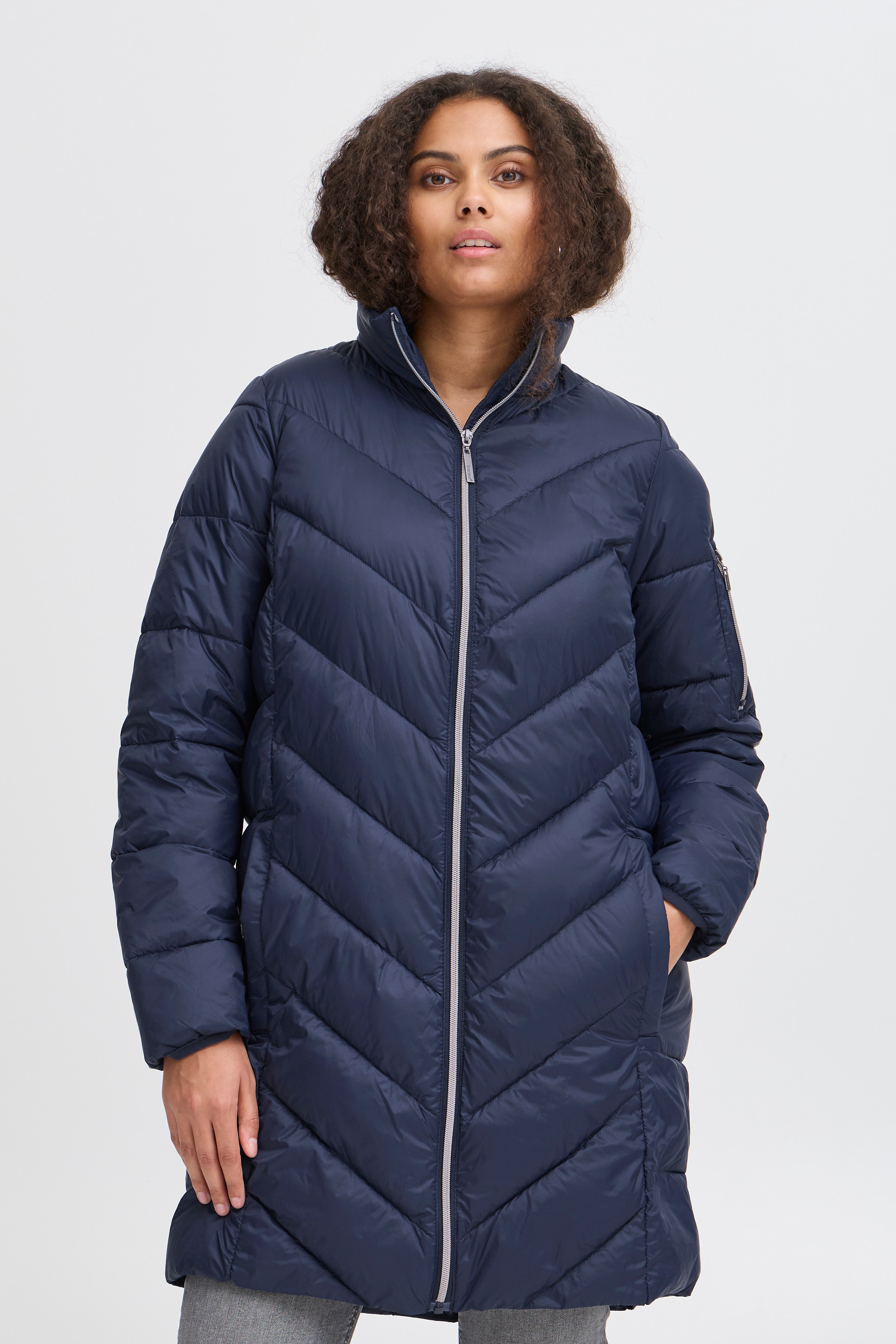  FRBAPADDING Ytterplagg LOOKBOOK FRONT 20615217-193923