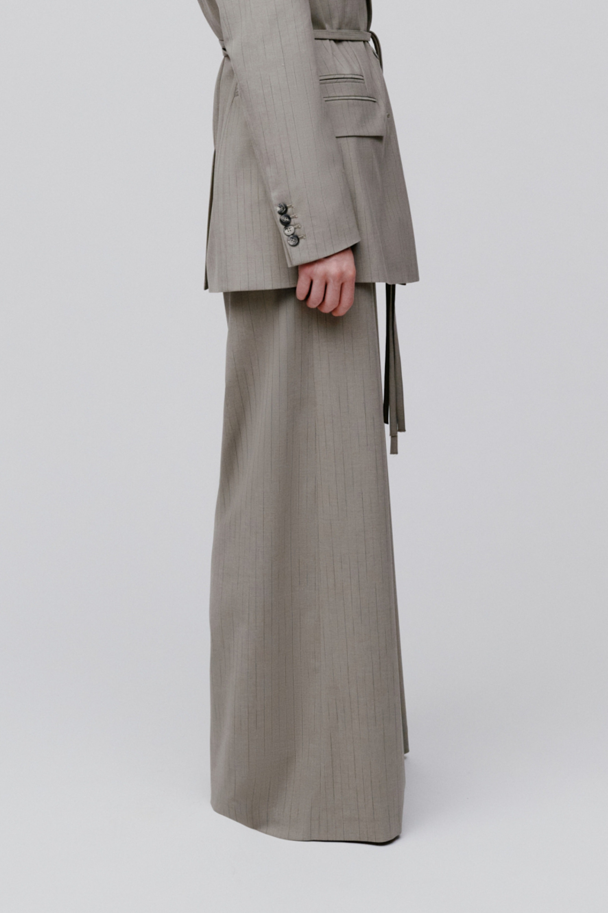 PATTI Trousers LOOKBOOK DETAIL 30600628-MC2168