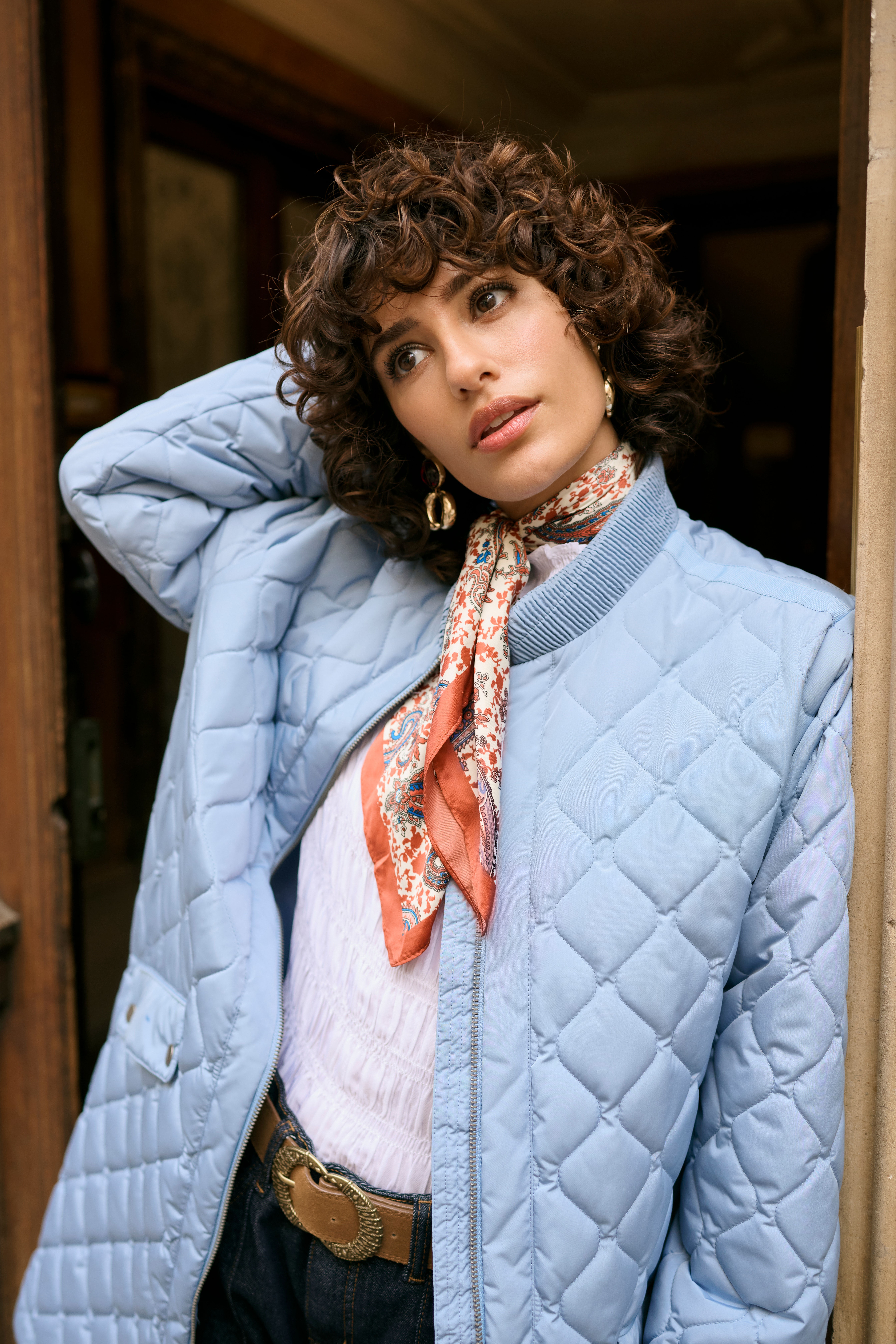 ArwenCR Jacka LOCATION NONE 10606580-164023