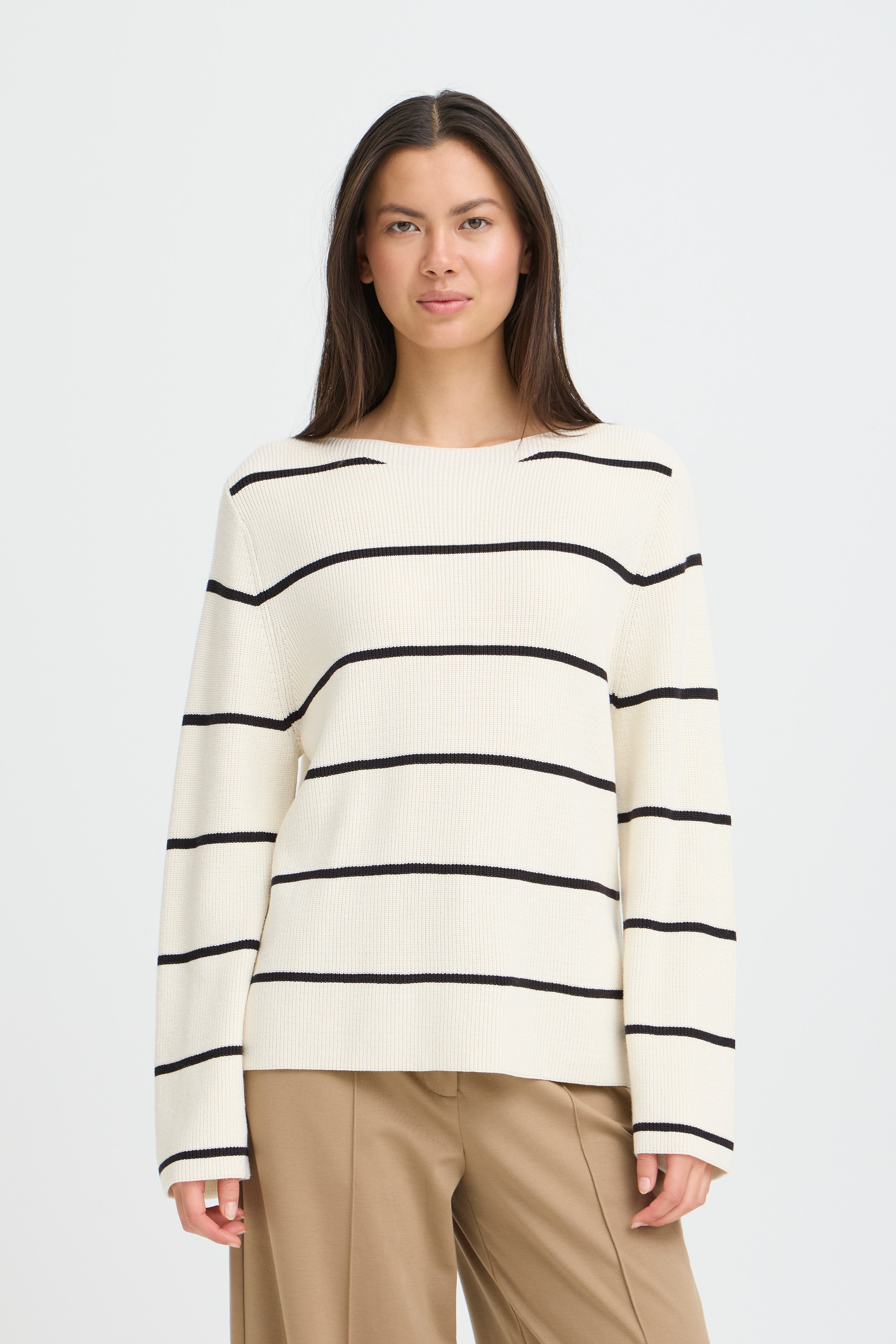 IHBOSTON Pullover LOOKBOOK FRONT 20121505-900004923