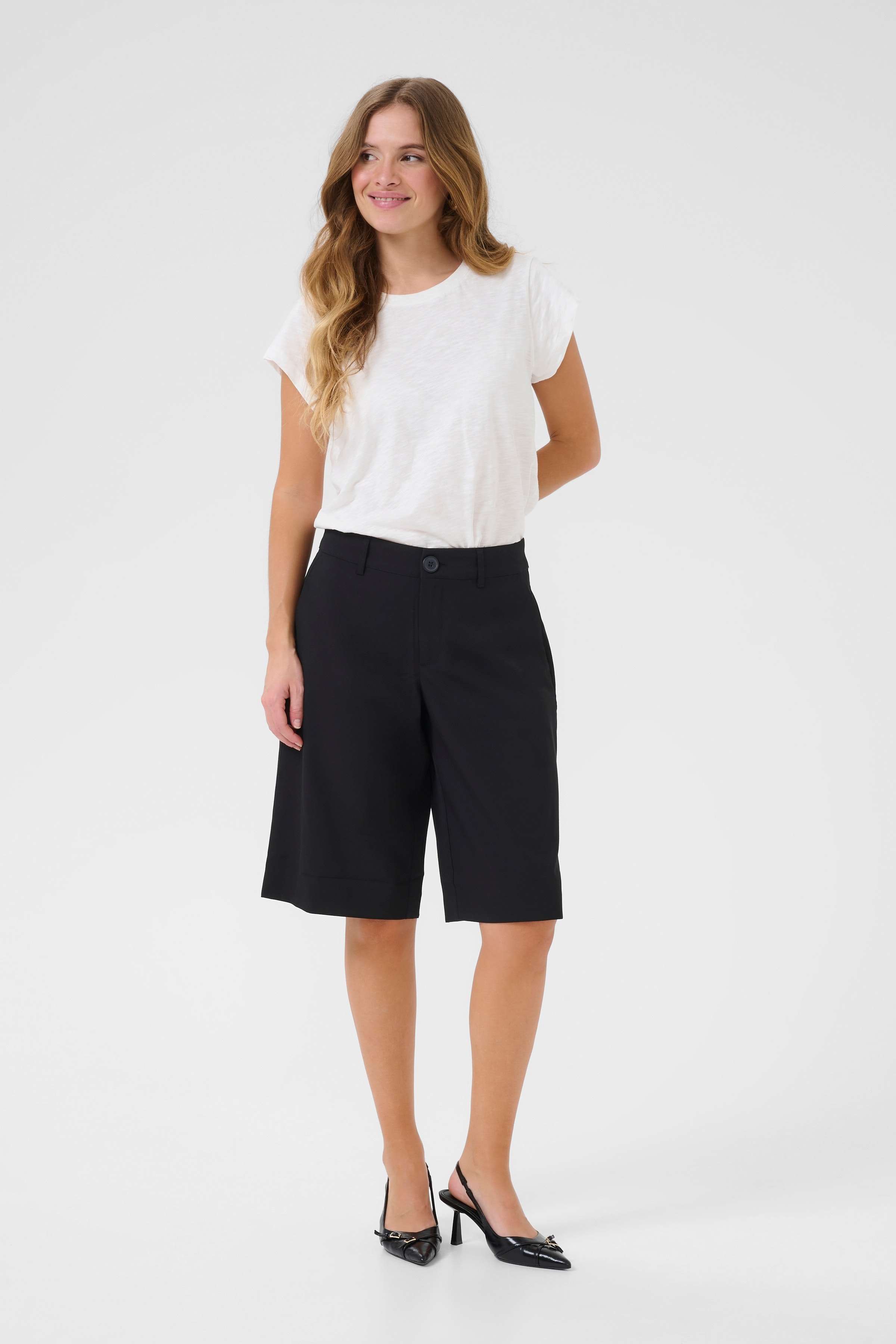 CUdaina Trousers LOOKBOOK FRONT 50111722-500012