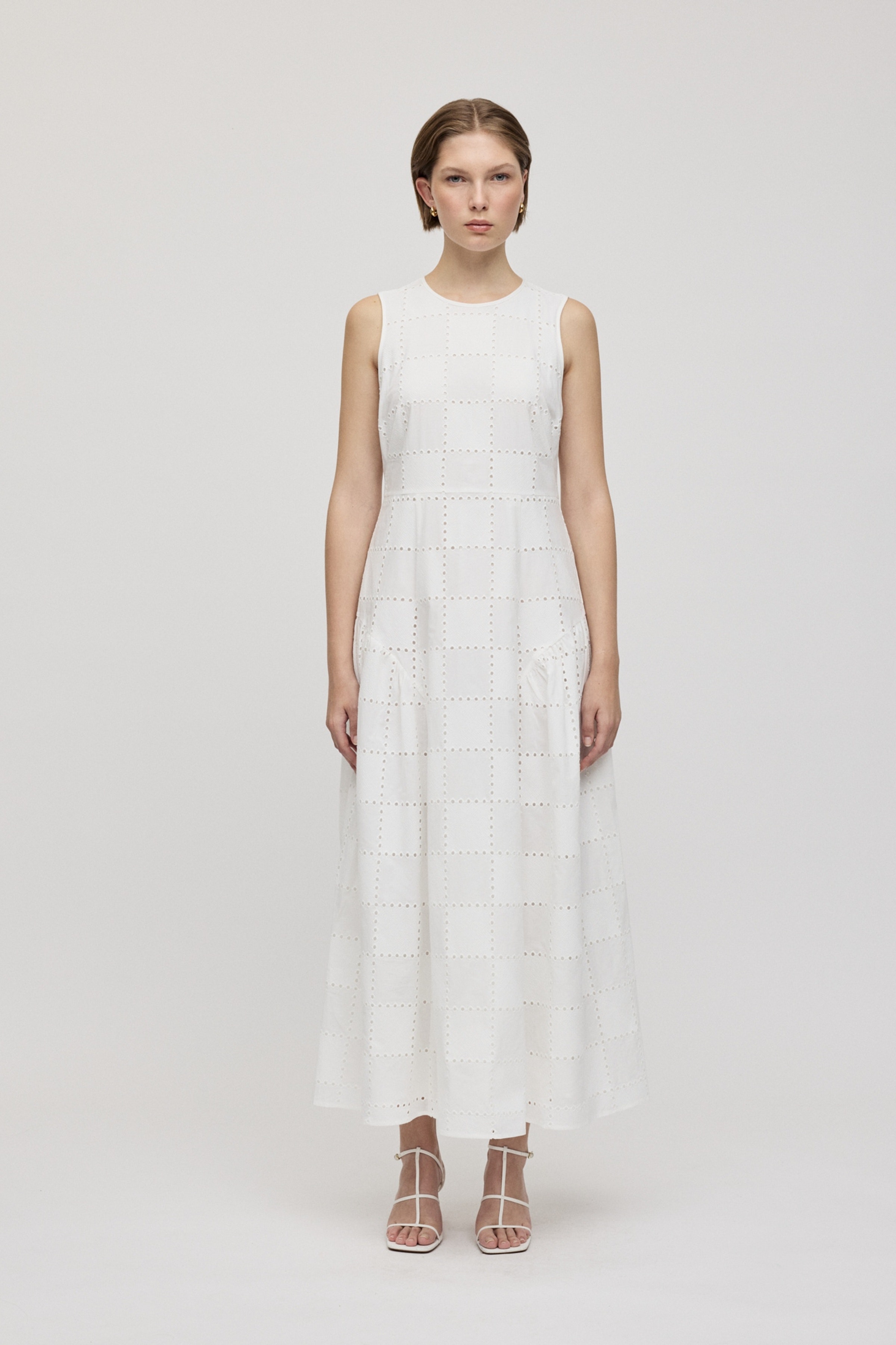 MARCA Dress LOOKBOOK FRONT 30600659-WH010