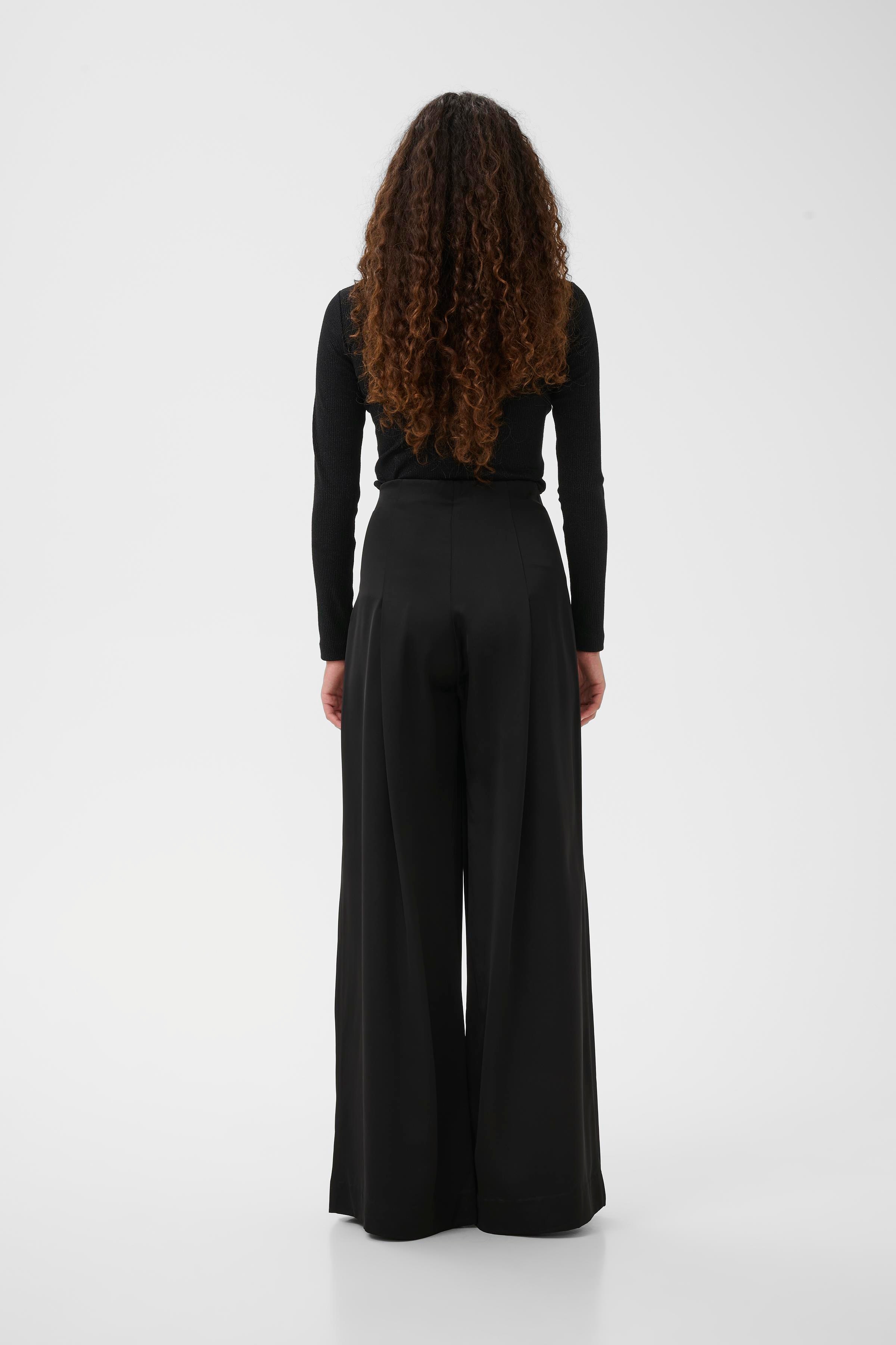DagnaIW T-shirt LOOKBOOK BACK 30111094-304458