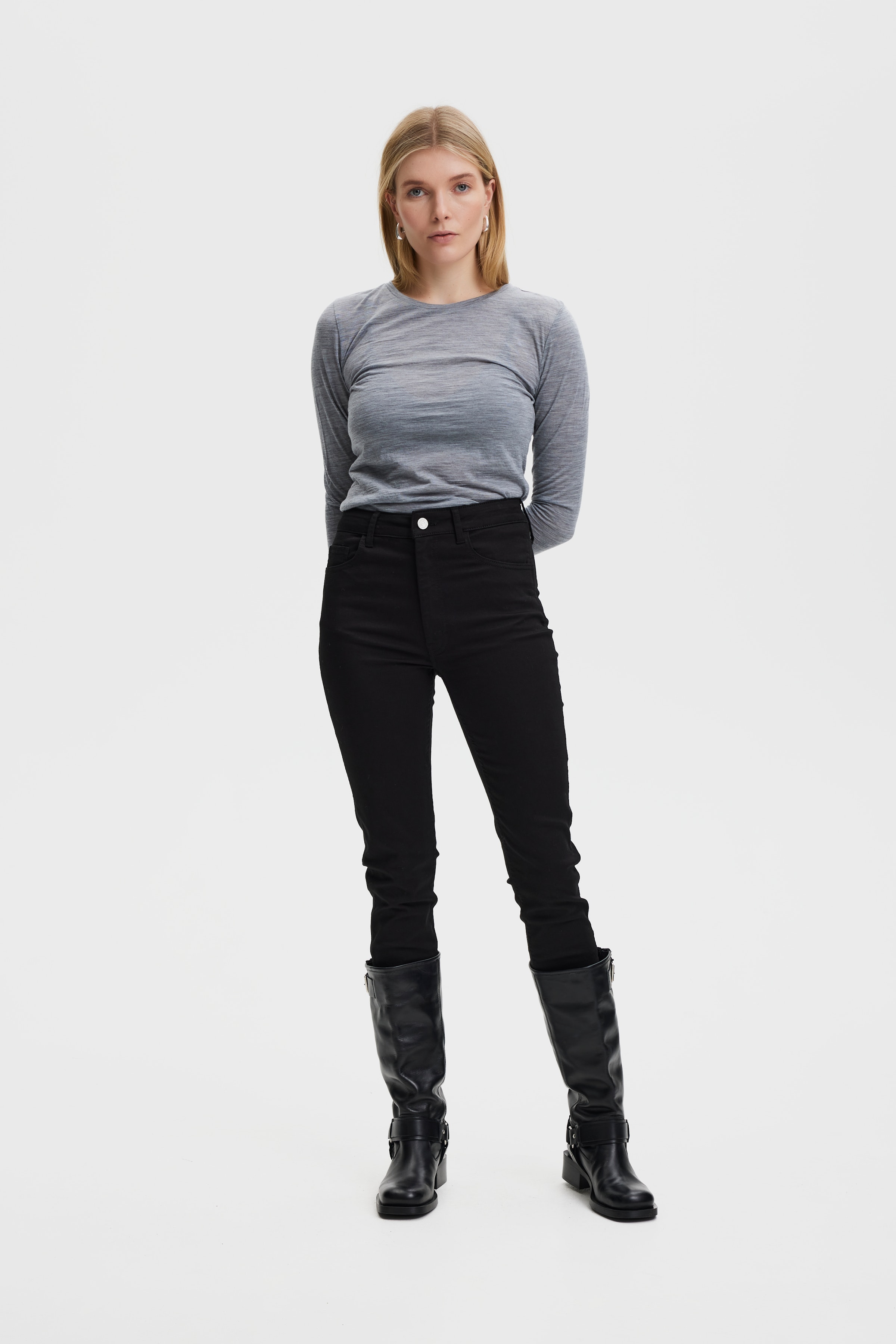 SigridGZ HW Skirt LOOKBOOK FRONT 10905473-100017