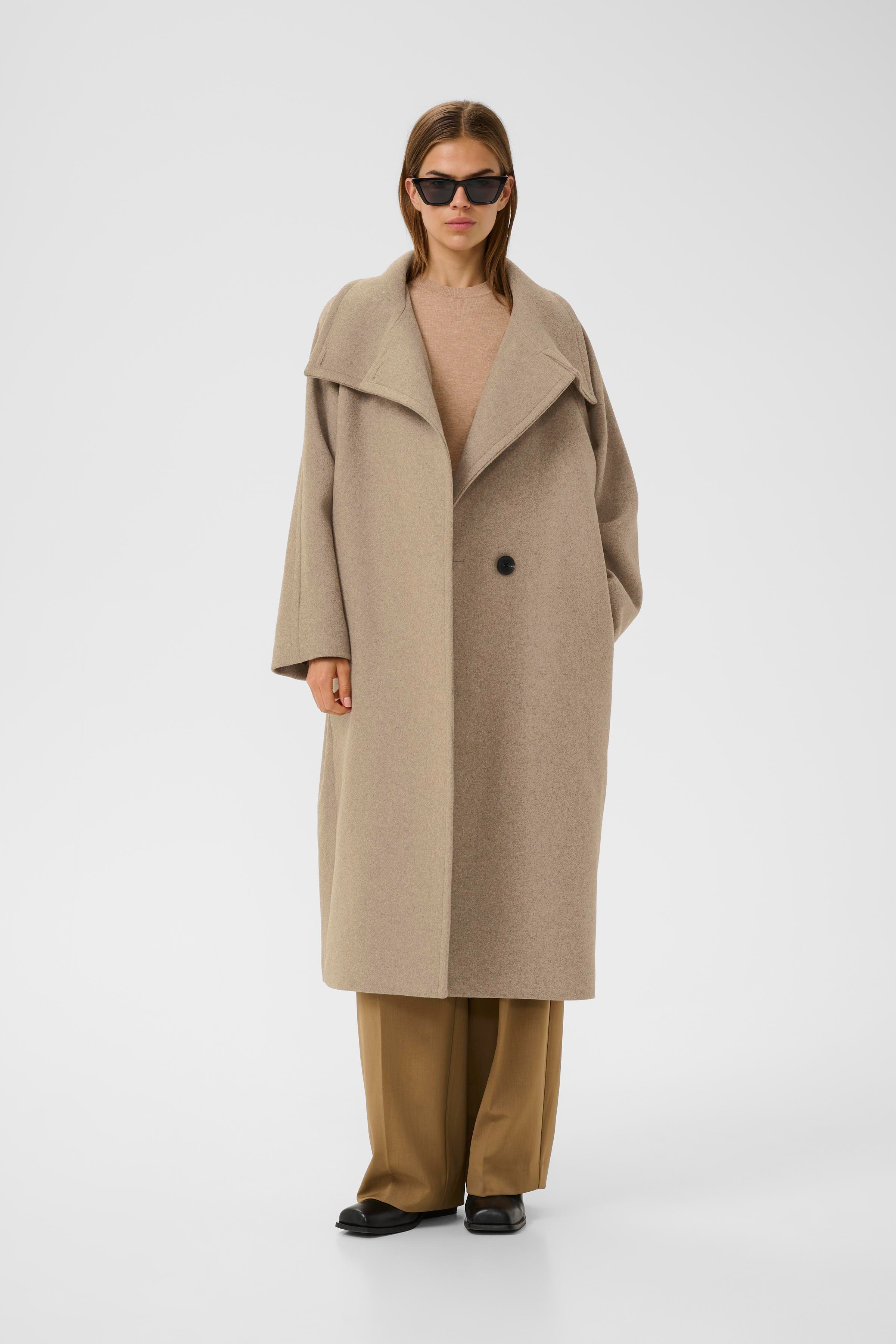 ThoraIW Collar Mantel LOOKBOOK FRONT 30111083-1813041