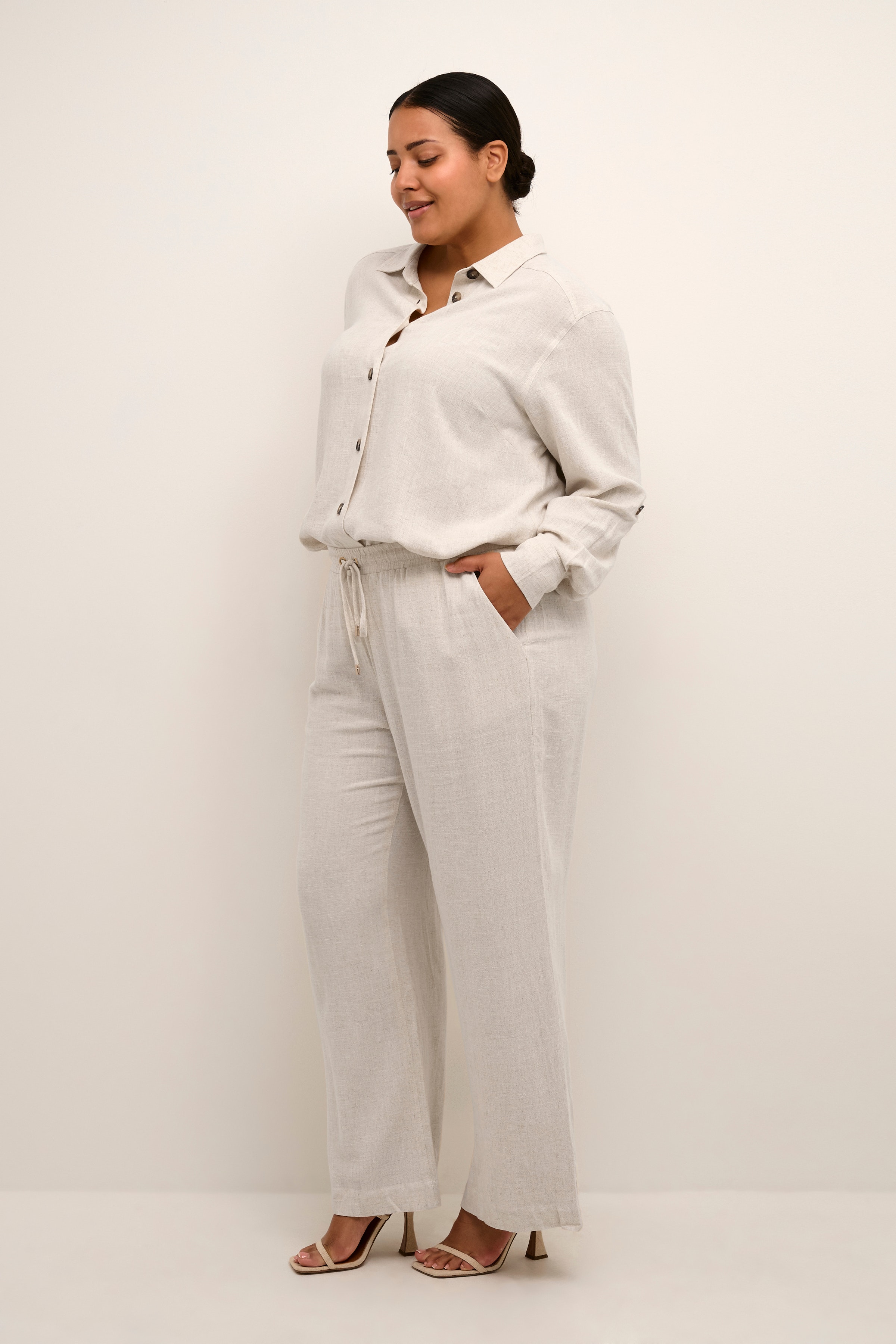 KCliloa Trousers LOOKBOOK FRONT 10581568-101296