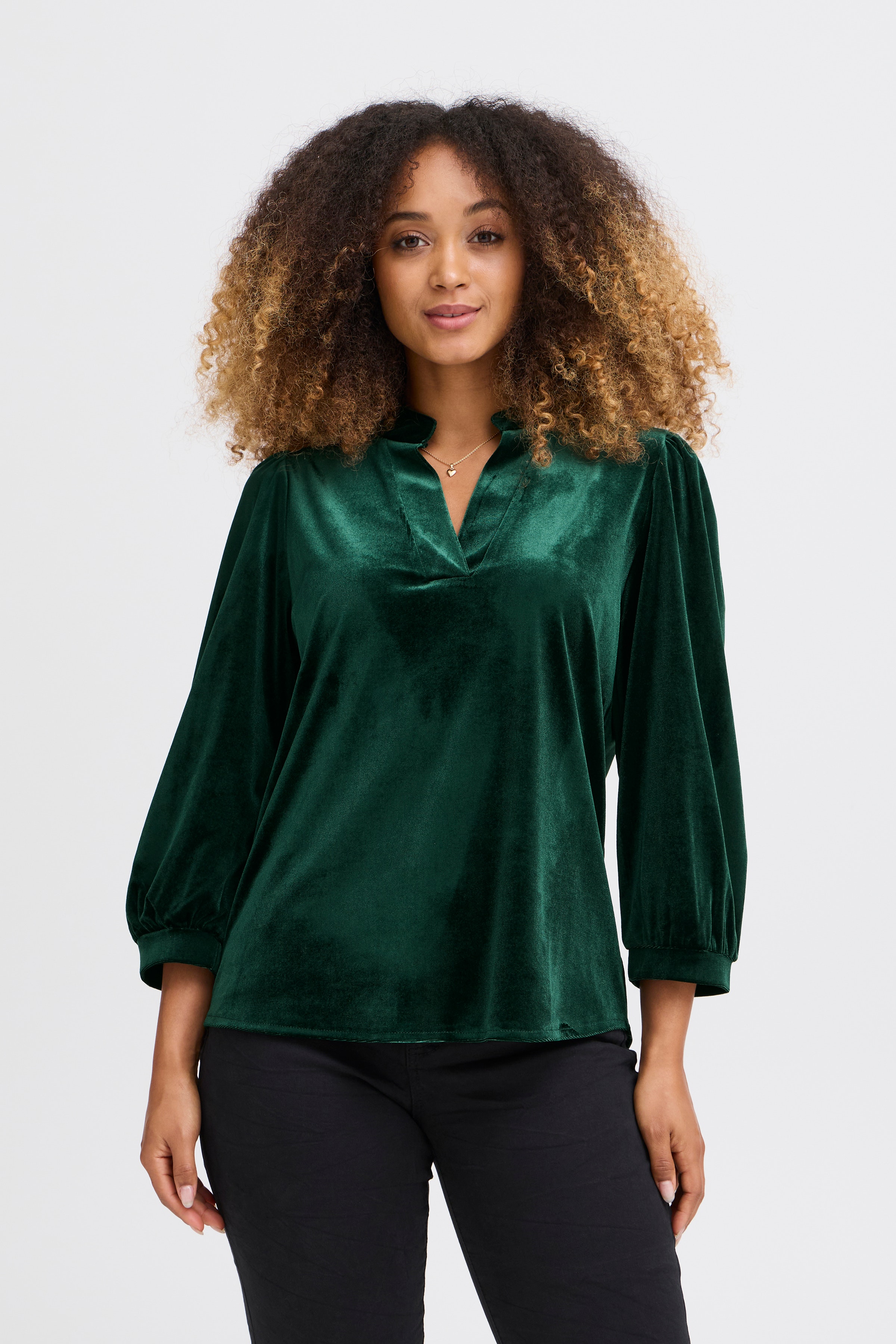 SBVELVETTA Bluse LOOKBOOK FRONT 22100855-175722