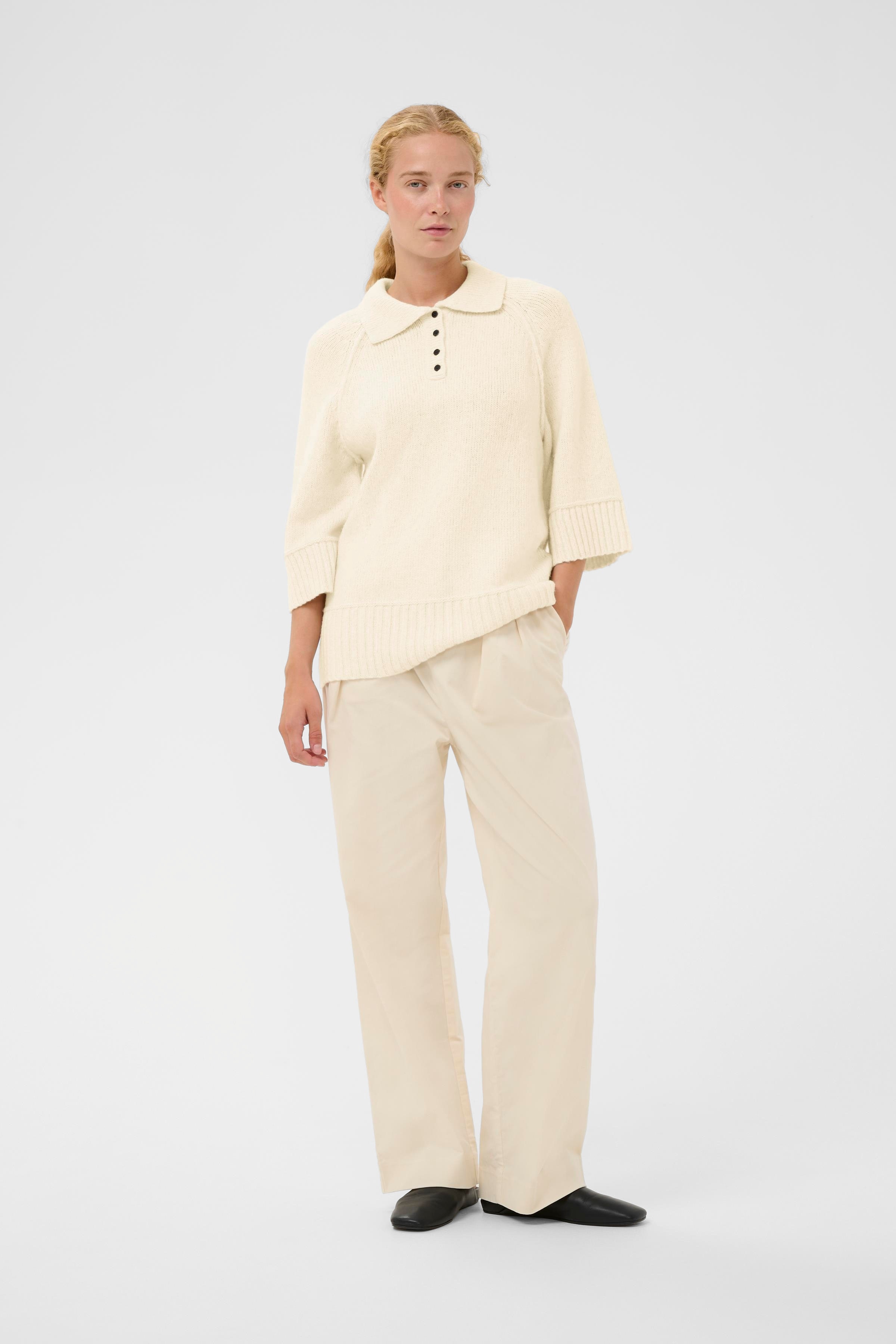 NUMAIW Pullover LOOKBOOK FRONT 30112155-110701