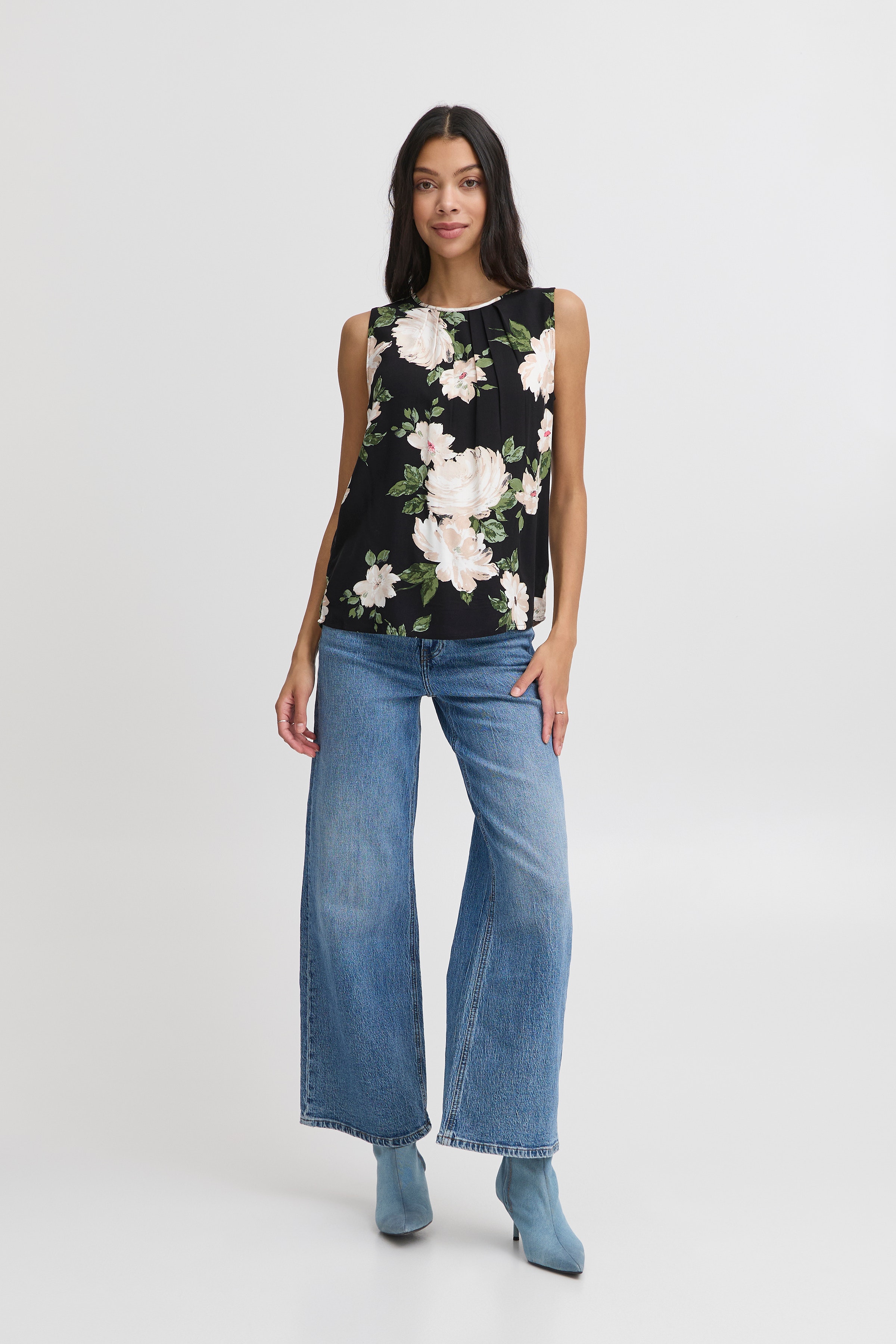 BYMMJOELLA Top LOOKBOOK FRONT 20811225-204595