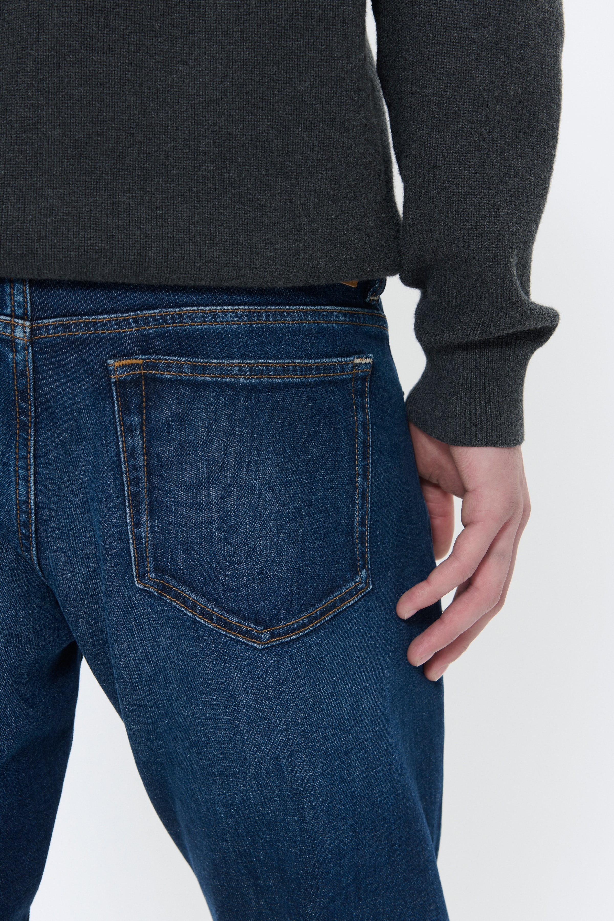 MAJake Heritage Denim Trousers LOOKBOOK DETAIL 30208023-303778