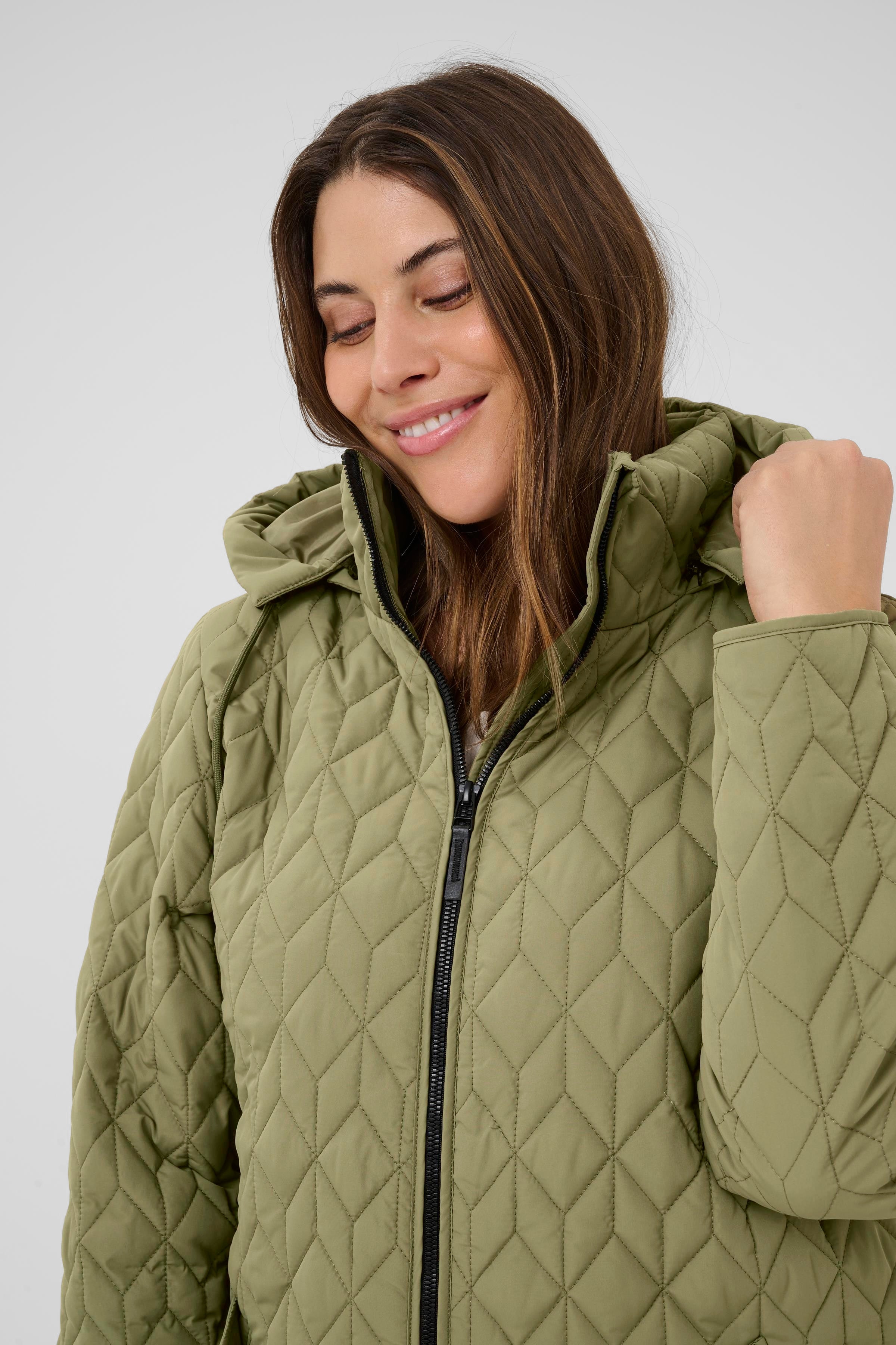 KCleina Mantel LOOKBOOK DETAIL 10583971-170517