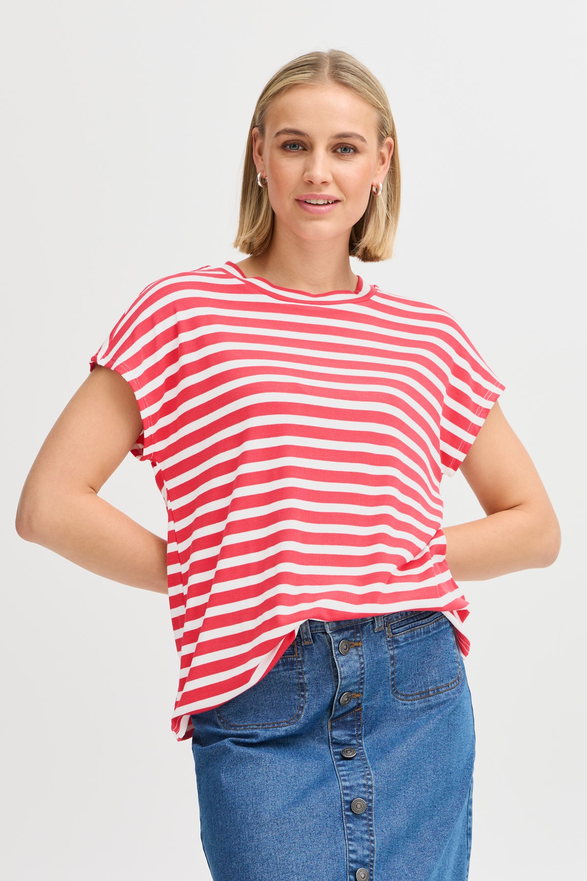 [RONRON] MOSAIC RASPBERRY RIBBON CROP Tシャツ★新作・24SS★ RONRON】DOUBLE RIBBON SLIM CROP T SHIRT (RONRON/Tシャツ