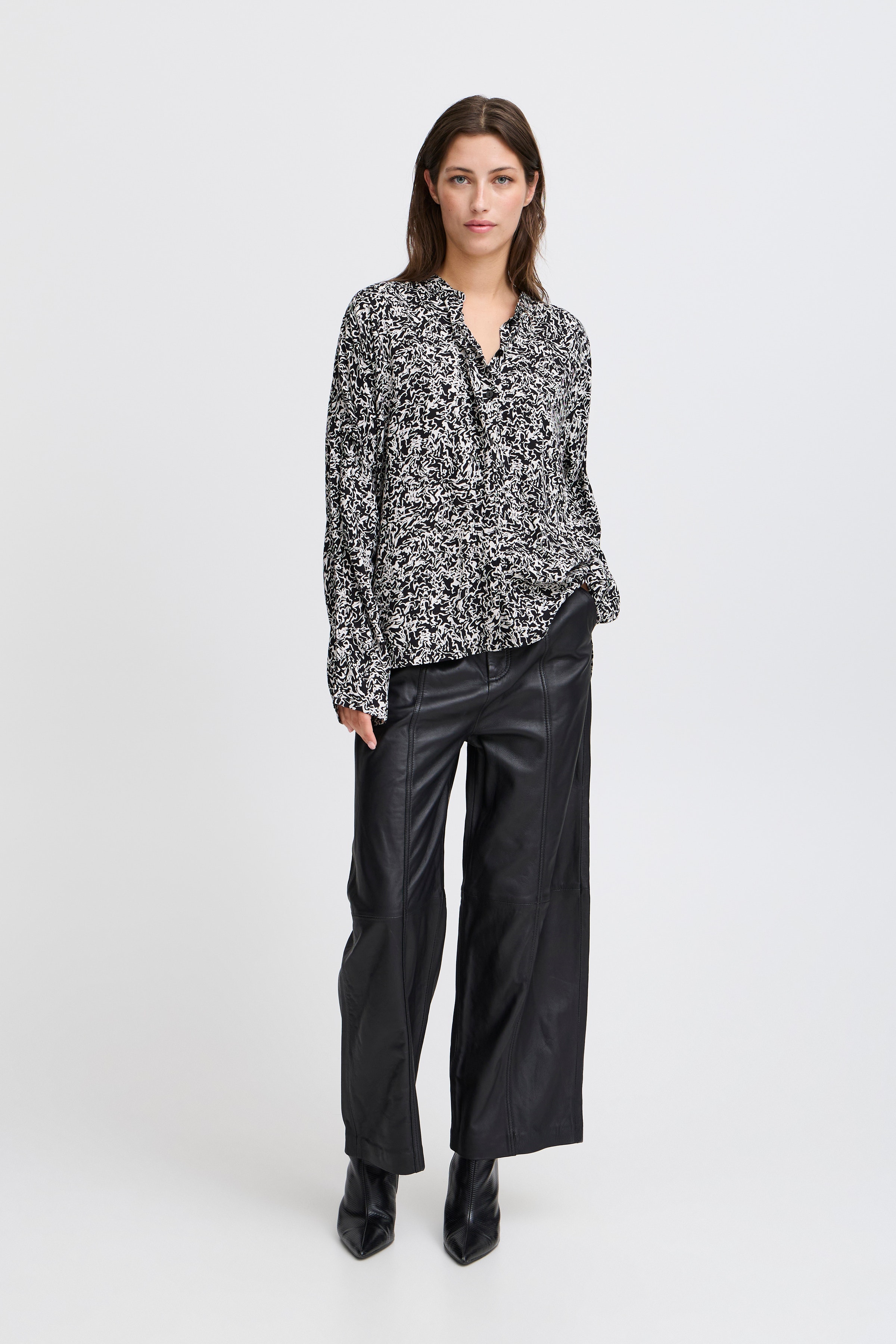 BYJOSA Skjorte LOOKBOOK FRONT 20815601-203692