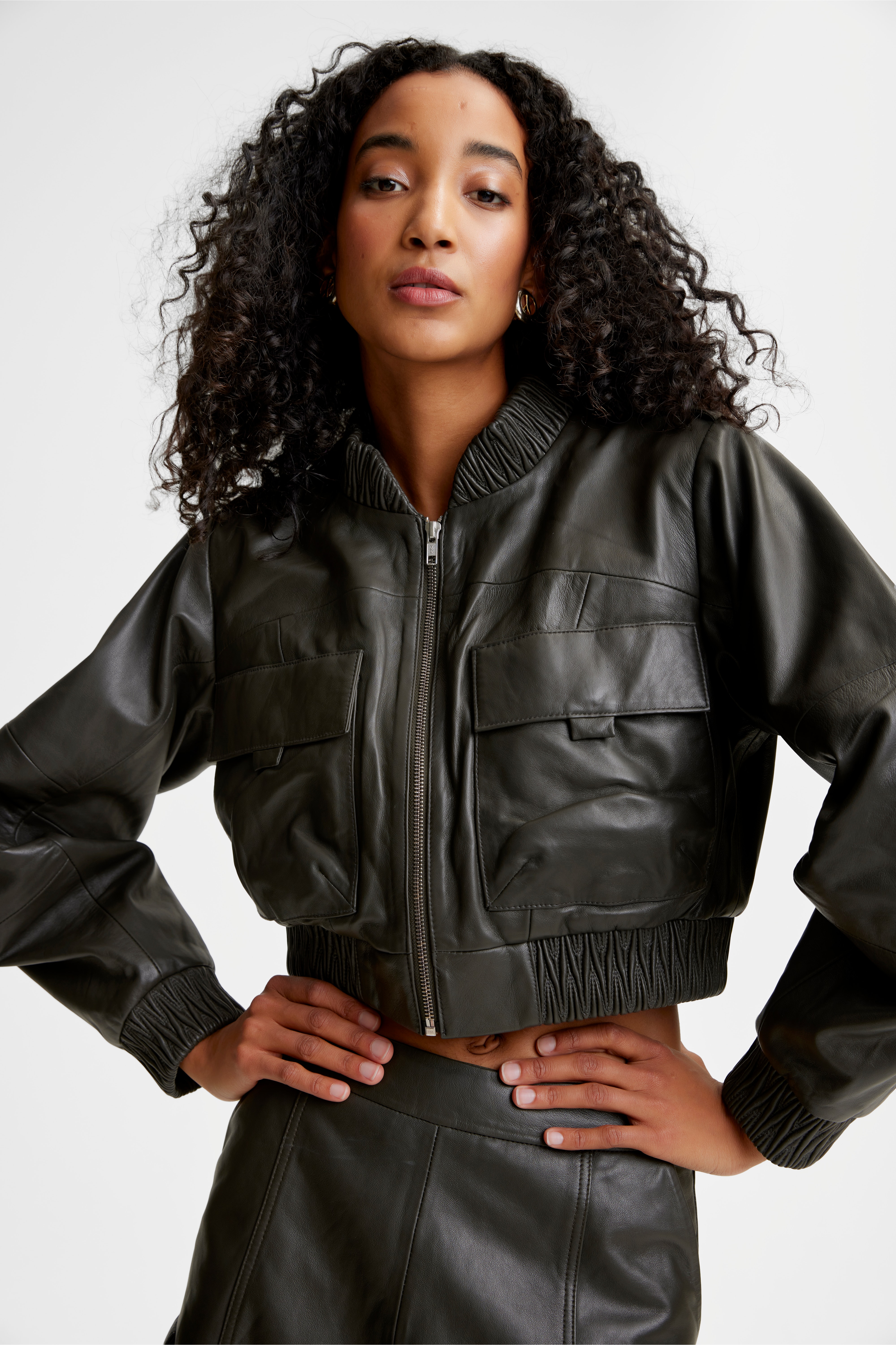 TessaGZ Oberbekleidung LOOKBOOK FRONT 10906480-103449