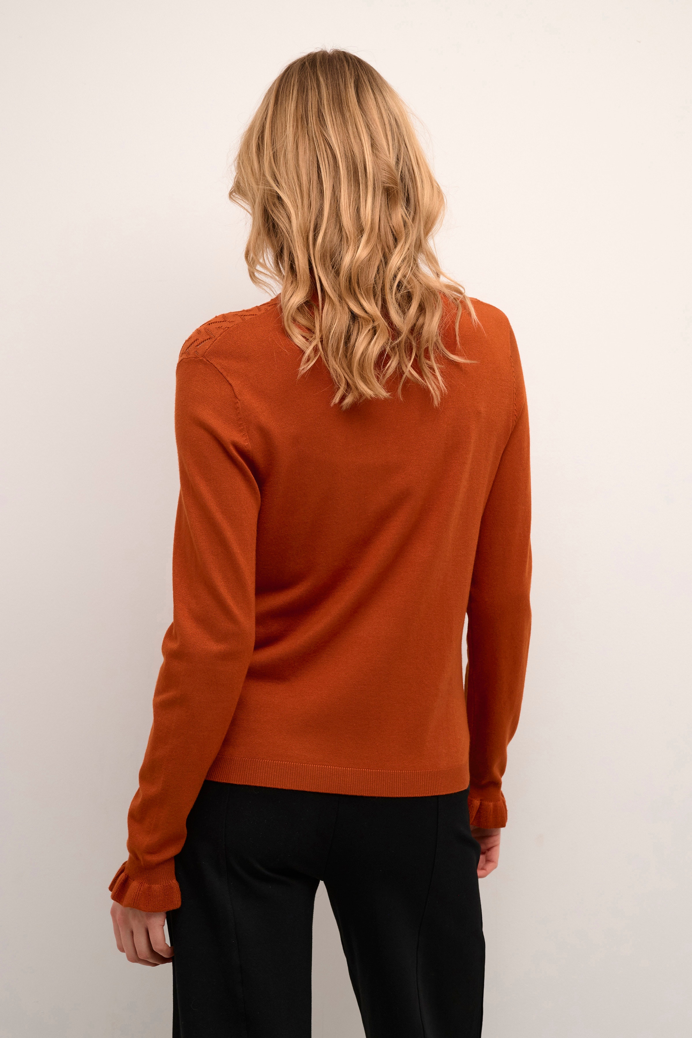 CRVillea Pullover LOOKBOOK BACK 10611897-171342