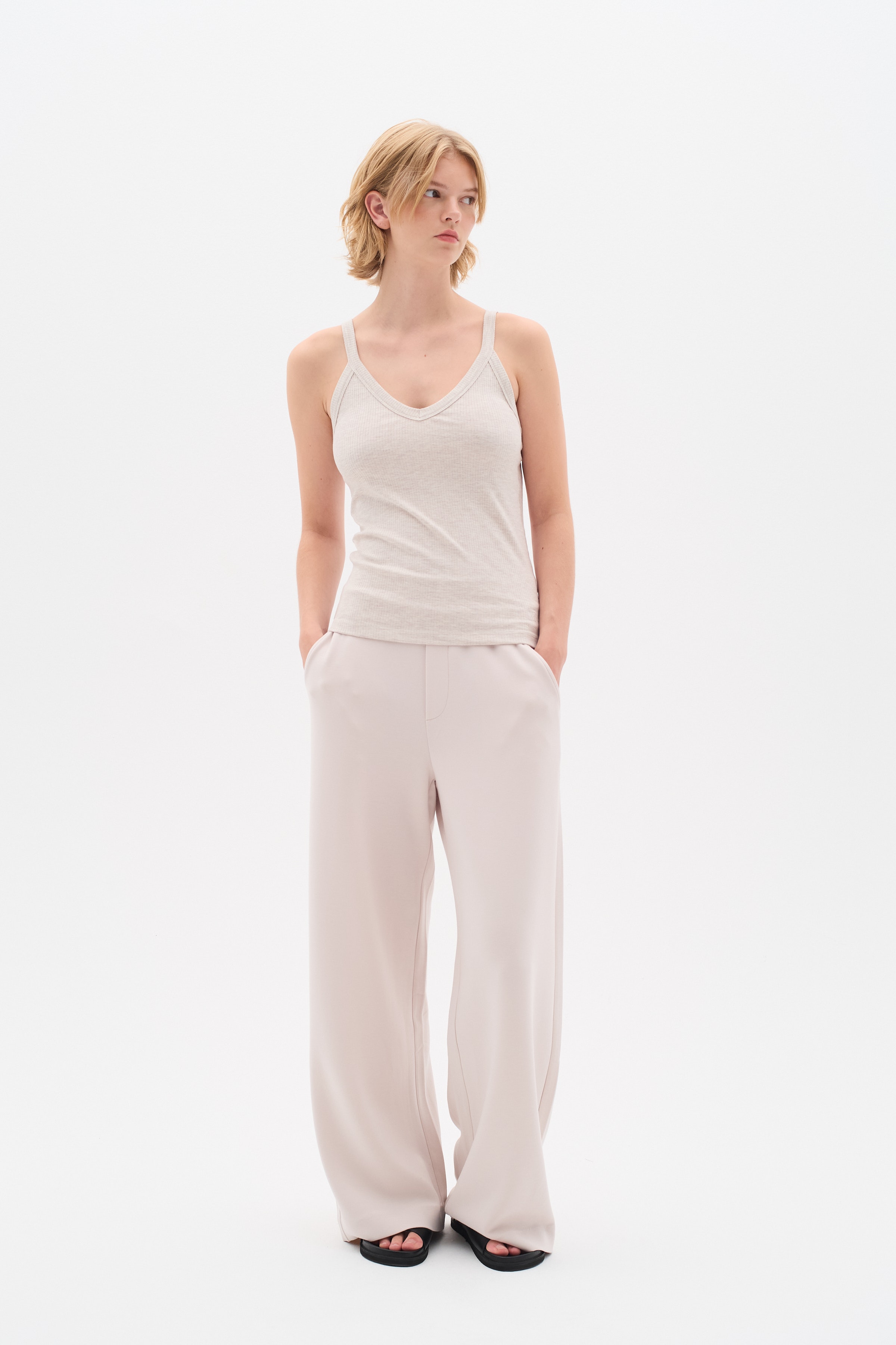 GincentIW Trousers LOOKBOOK FRONT 30108653-130400