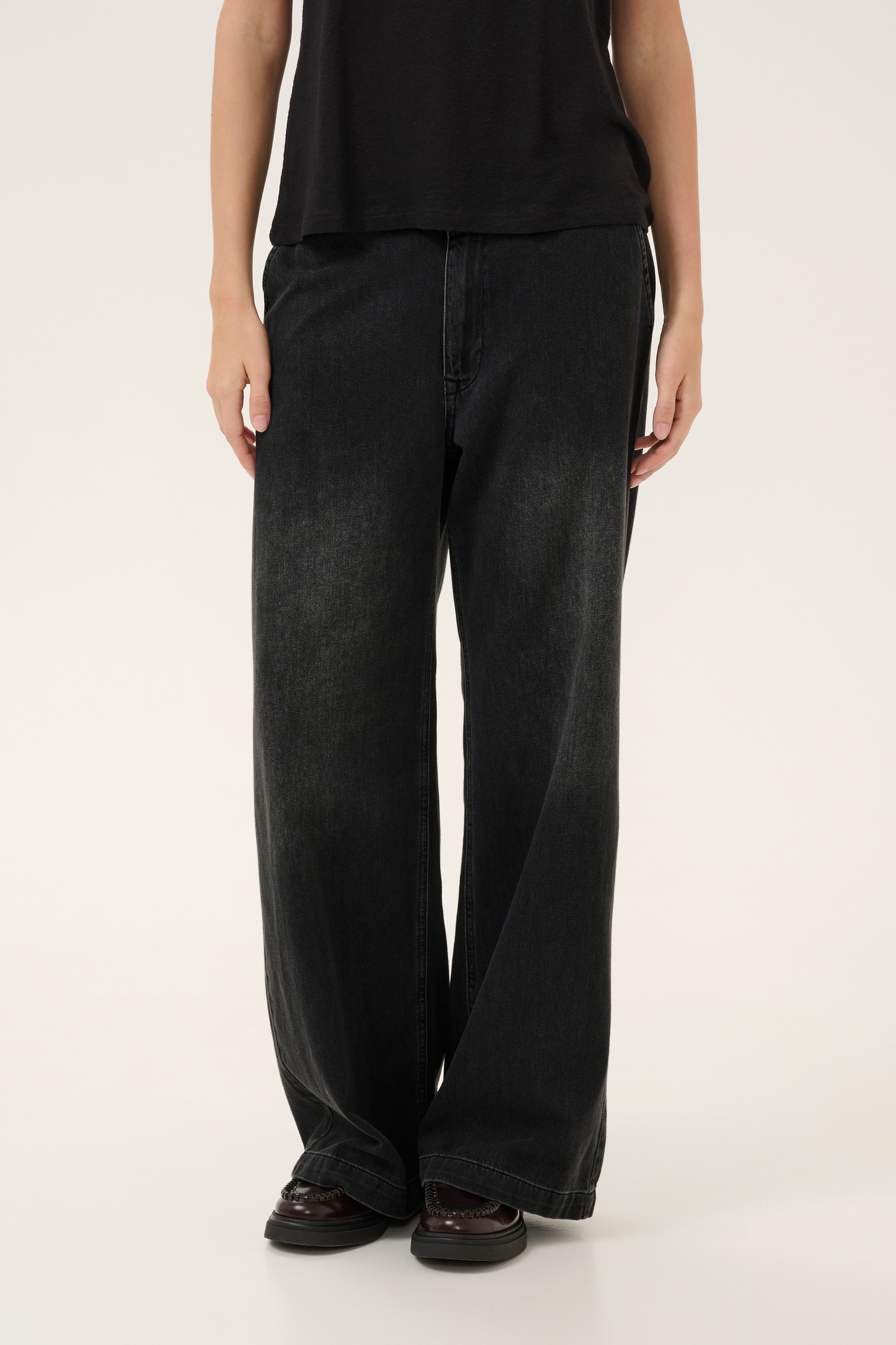 MaloMW Trousers LOOKBOOK FRONT 10704346-100086