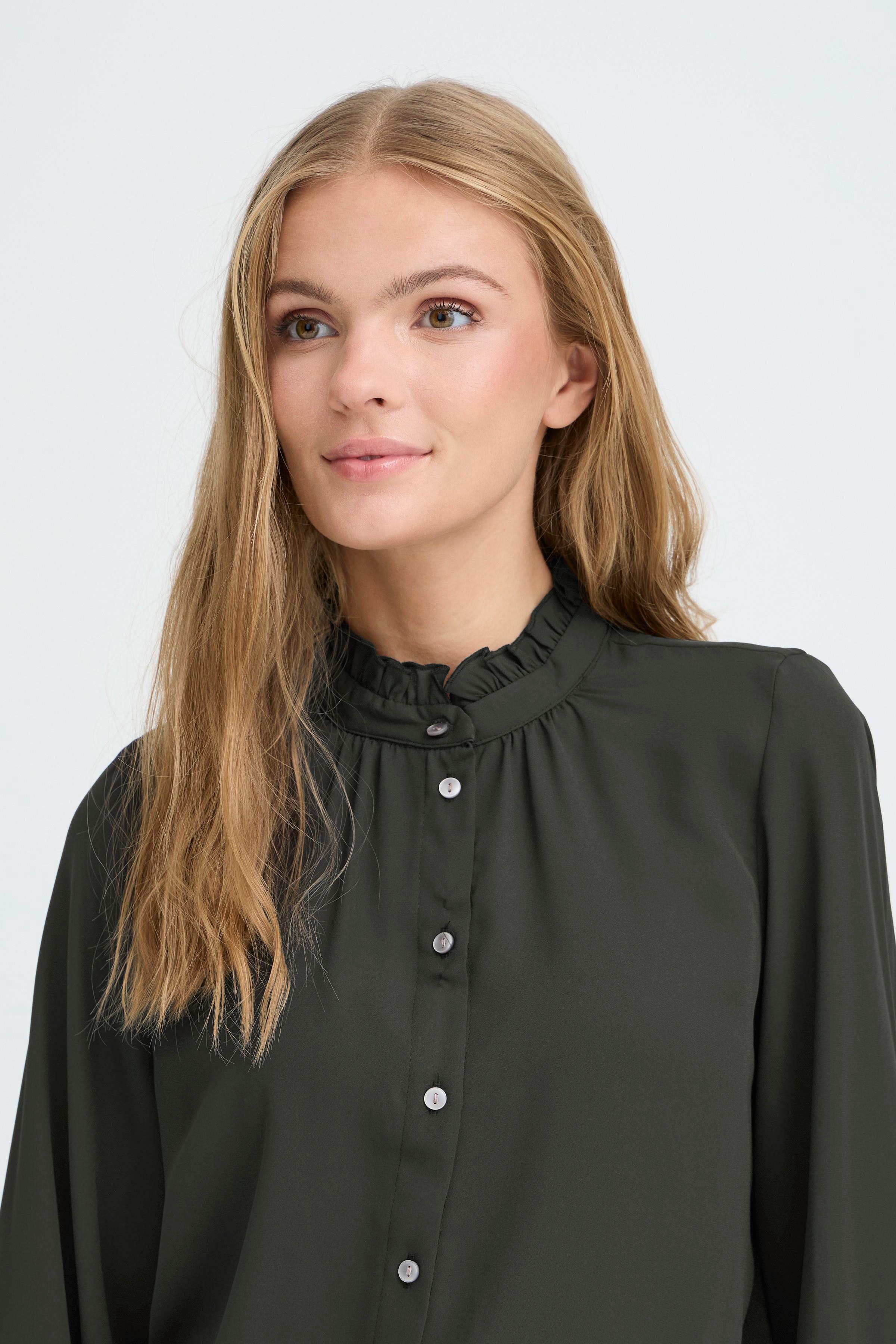 IHSIGGA Skjorte LOOKBOOK DETAIL 20123903-194008