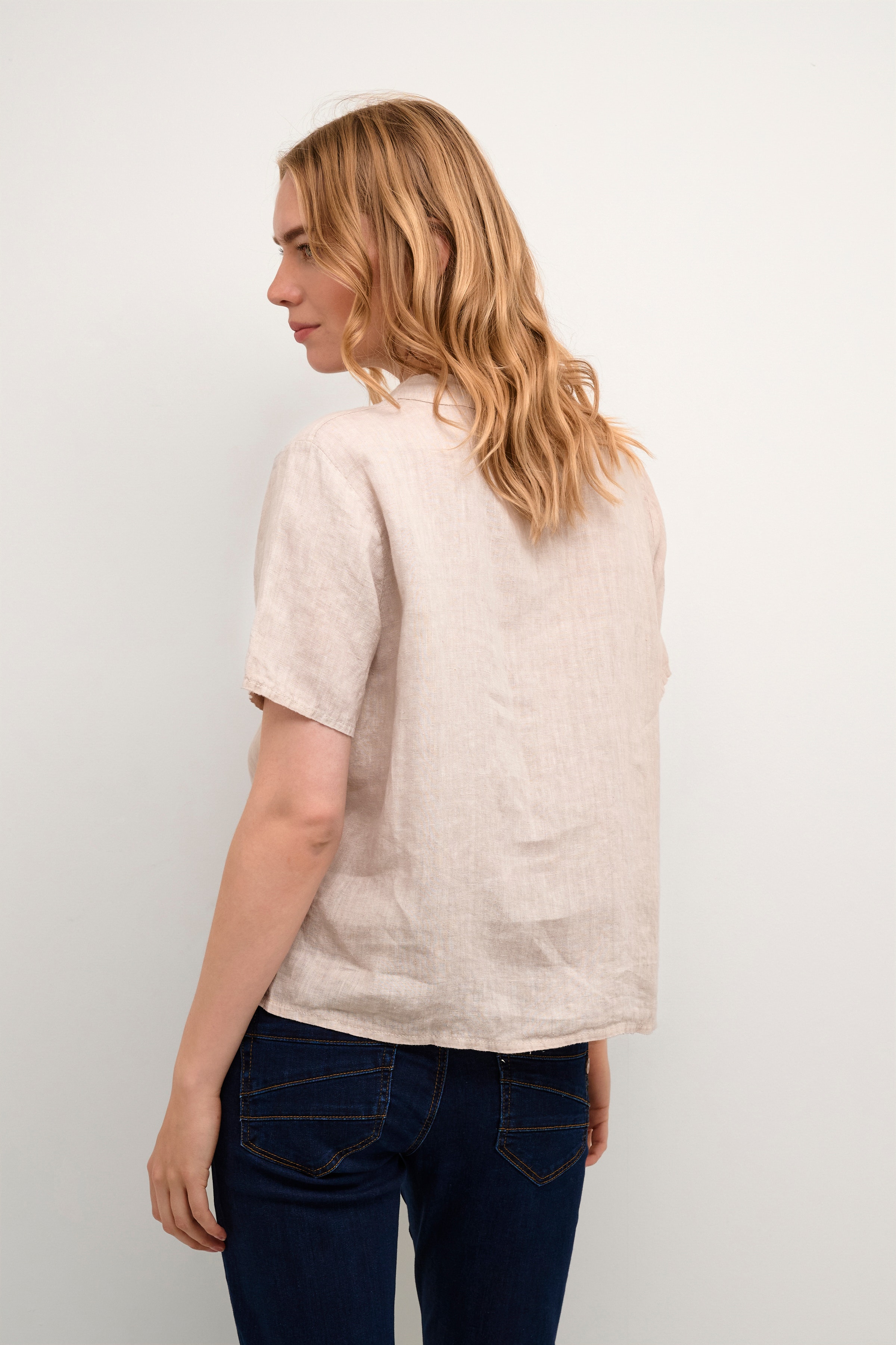 CRBellis Linen shirt LOOKBOOK BACK 10611578-104537